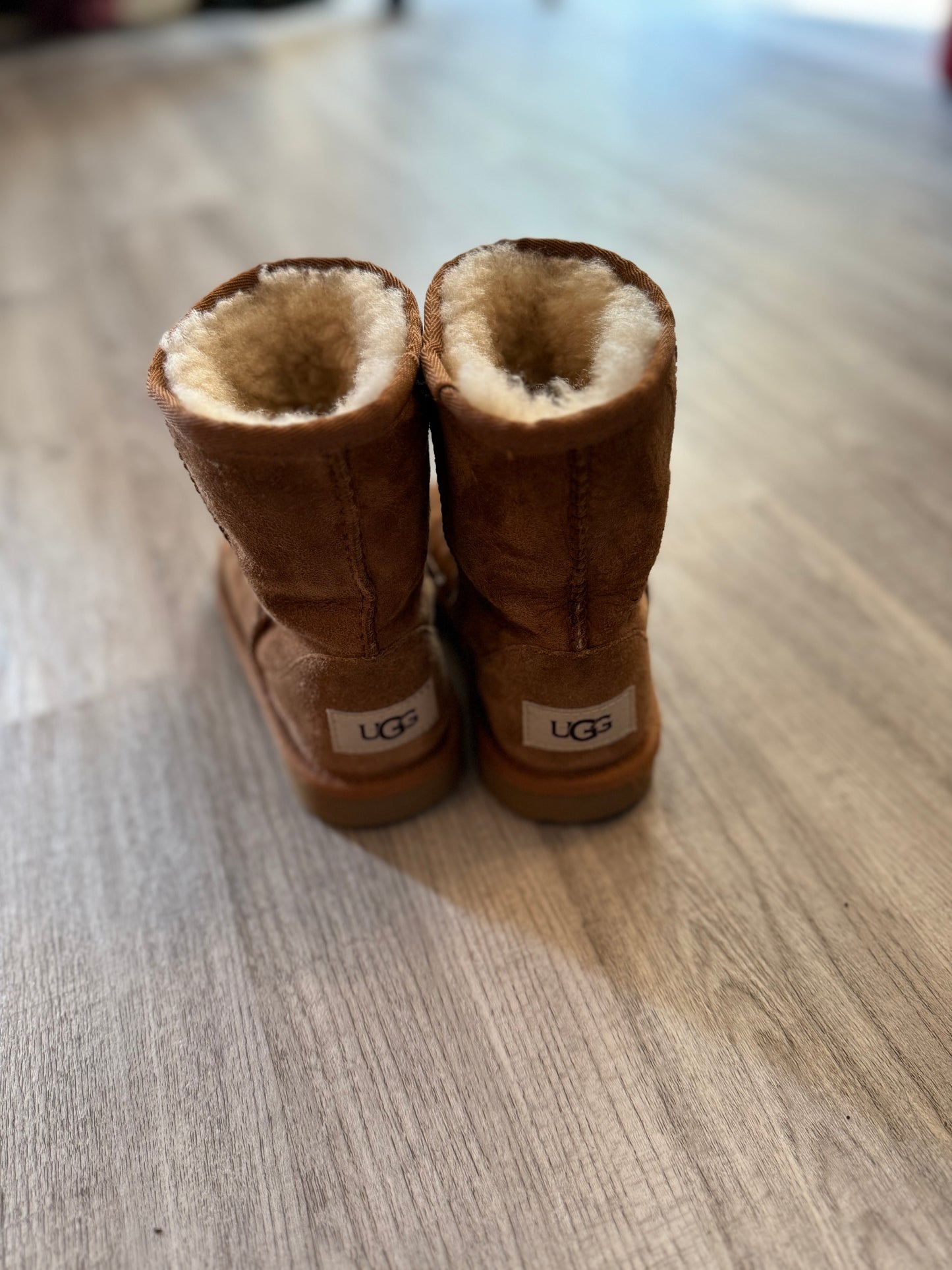 Girls Ugg Boots Size 11