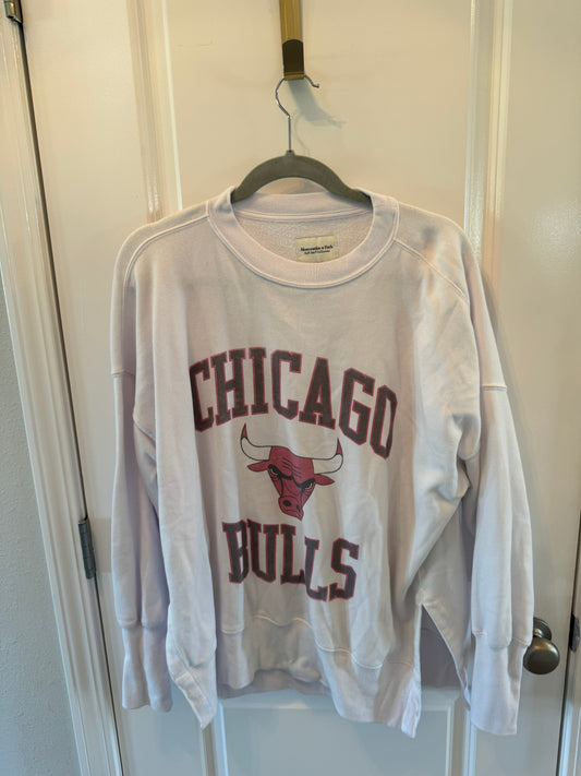 Abercrombie & Fitch Chicago Bulls Sweatshirt Size Medium