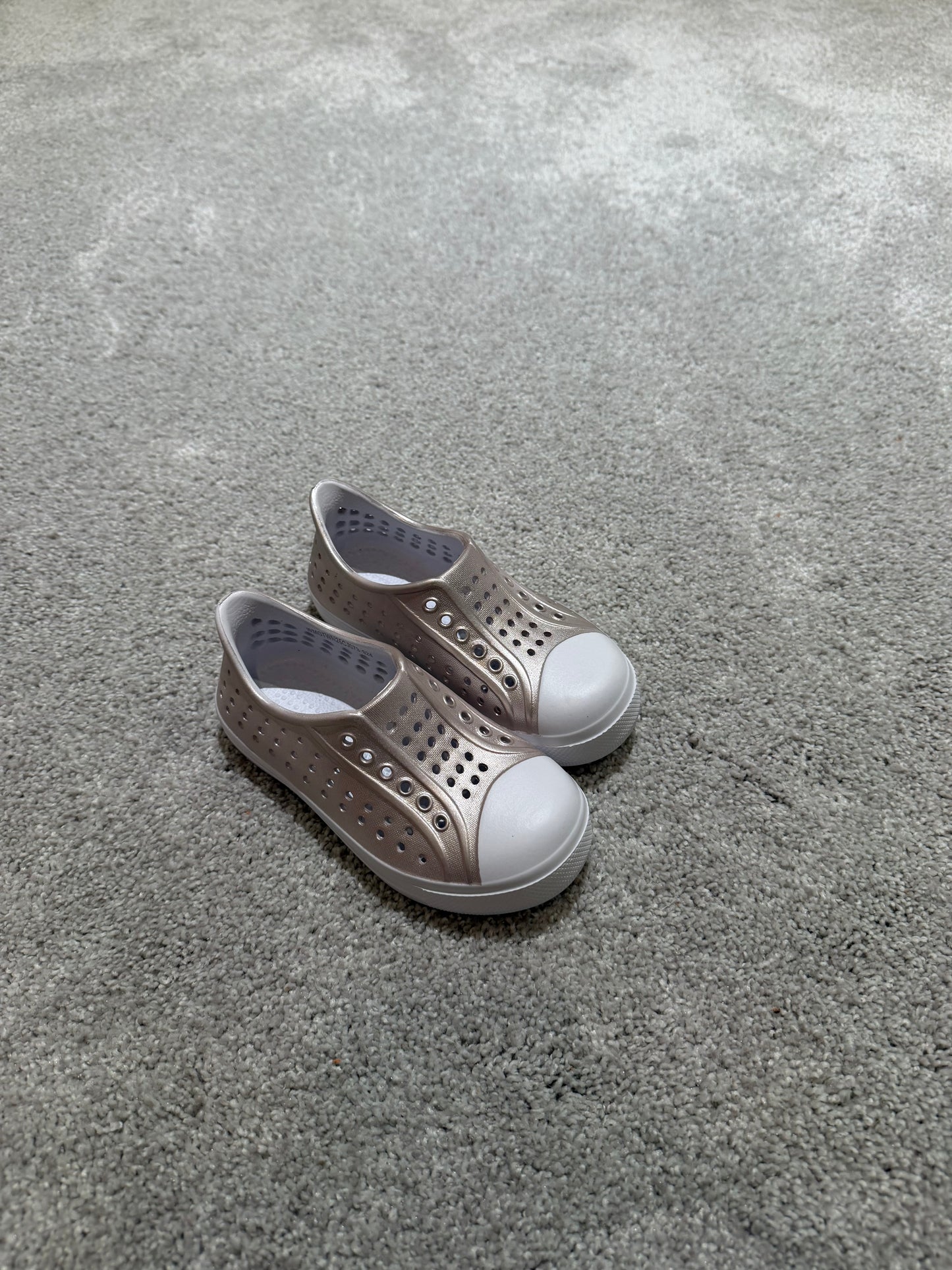 Metallic Slip On Sneakers Toddler Size 7-8