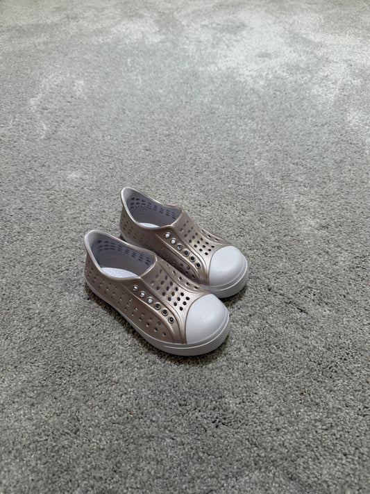 Metallic Slip On Sneakers Toddler Size 7-8