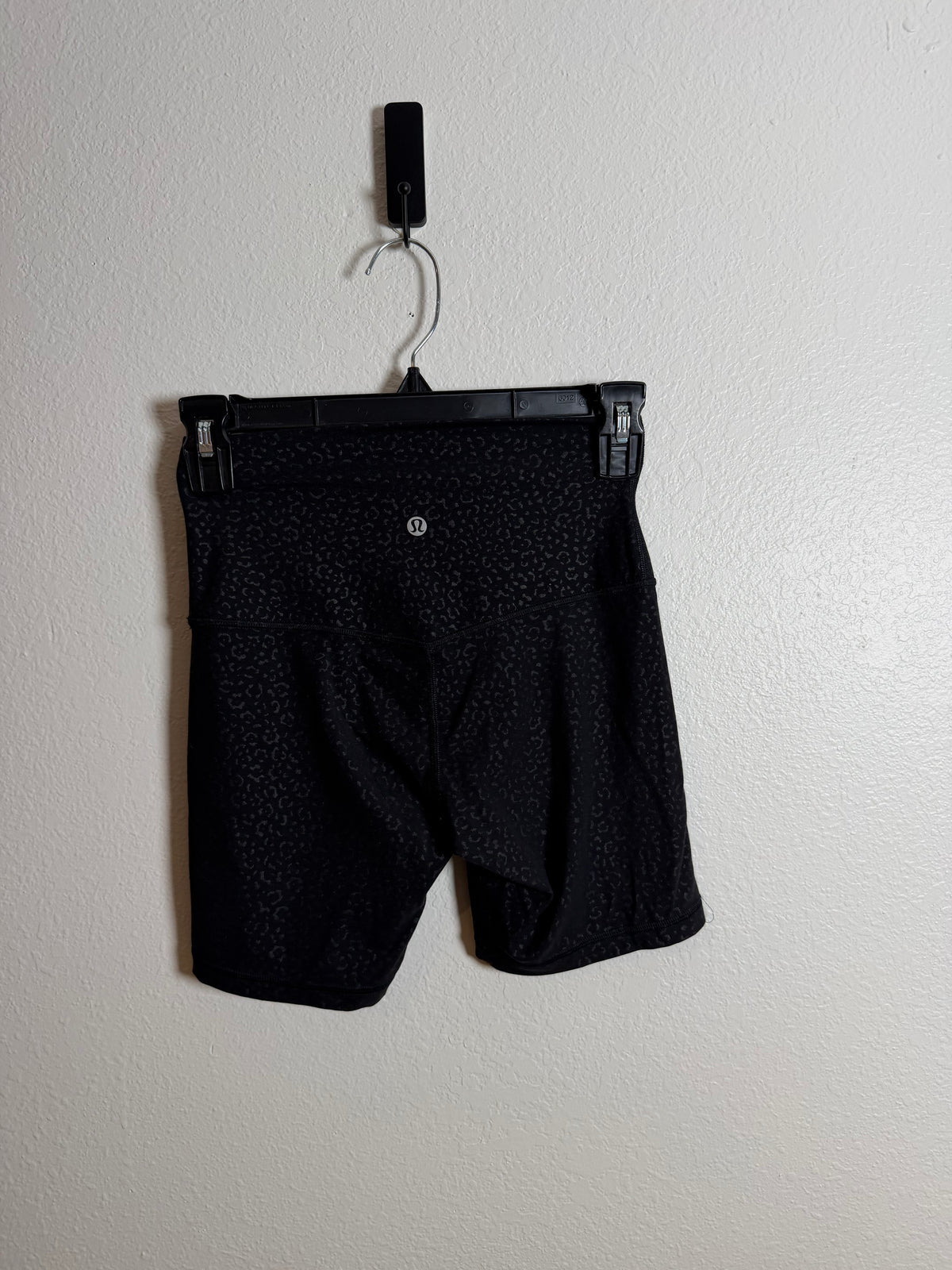 Lululemon Black Pattern Biker Shorts Size 4