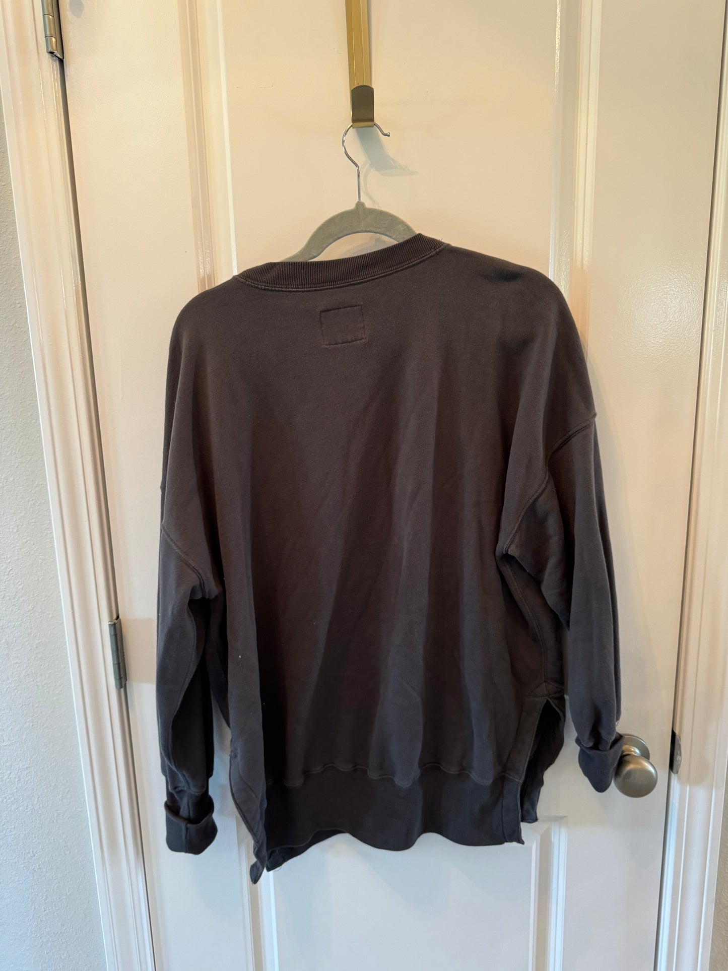 Abercrombie & Fitch Graphic Sweatshirt Size Medium