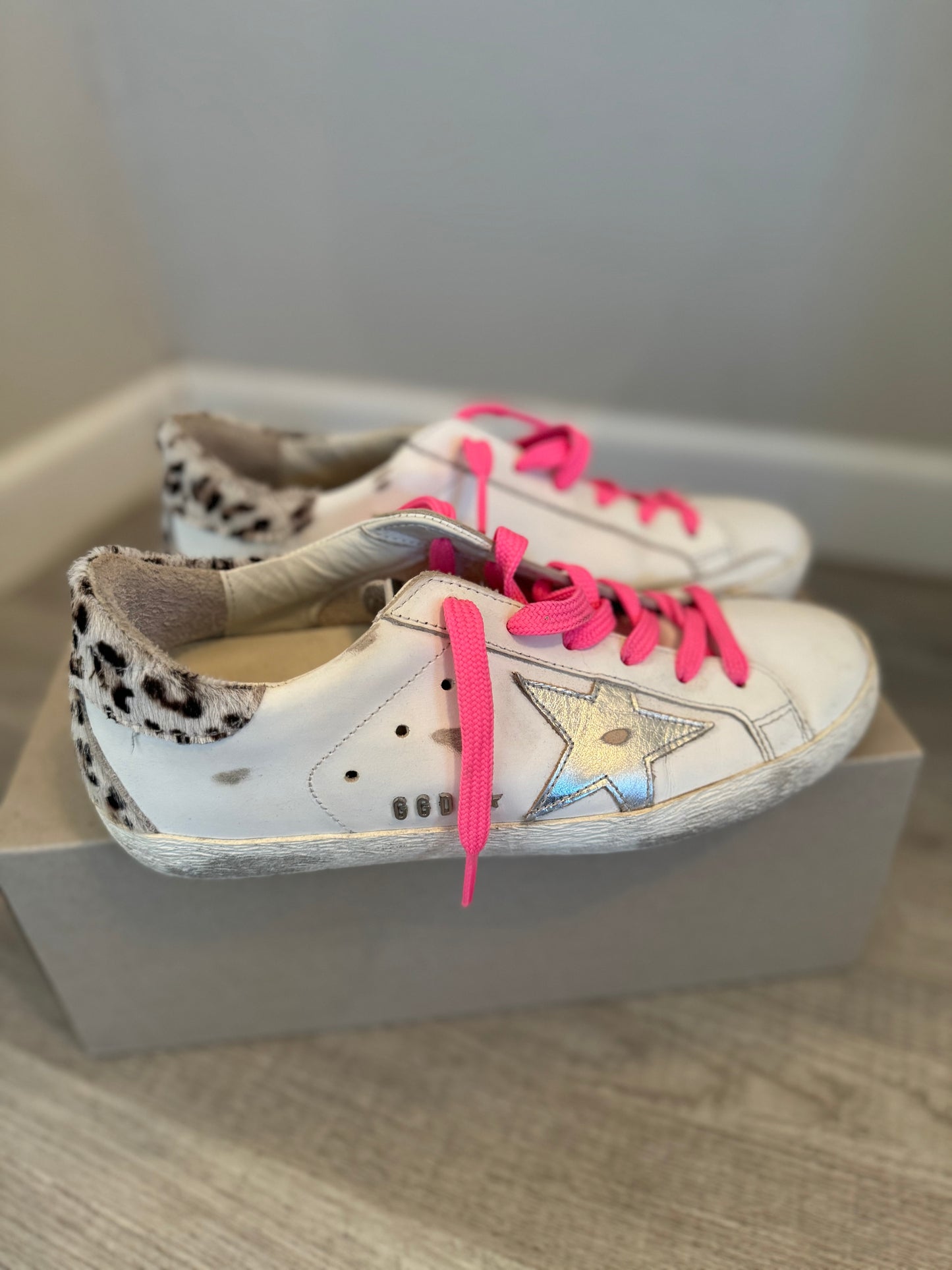 Golden Goose Super Star Classic with Spur Leopard Horsy Heel Women’s Size 36 (Size 6) White Silver Pink