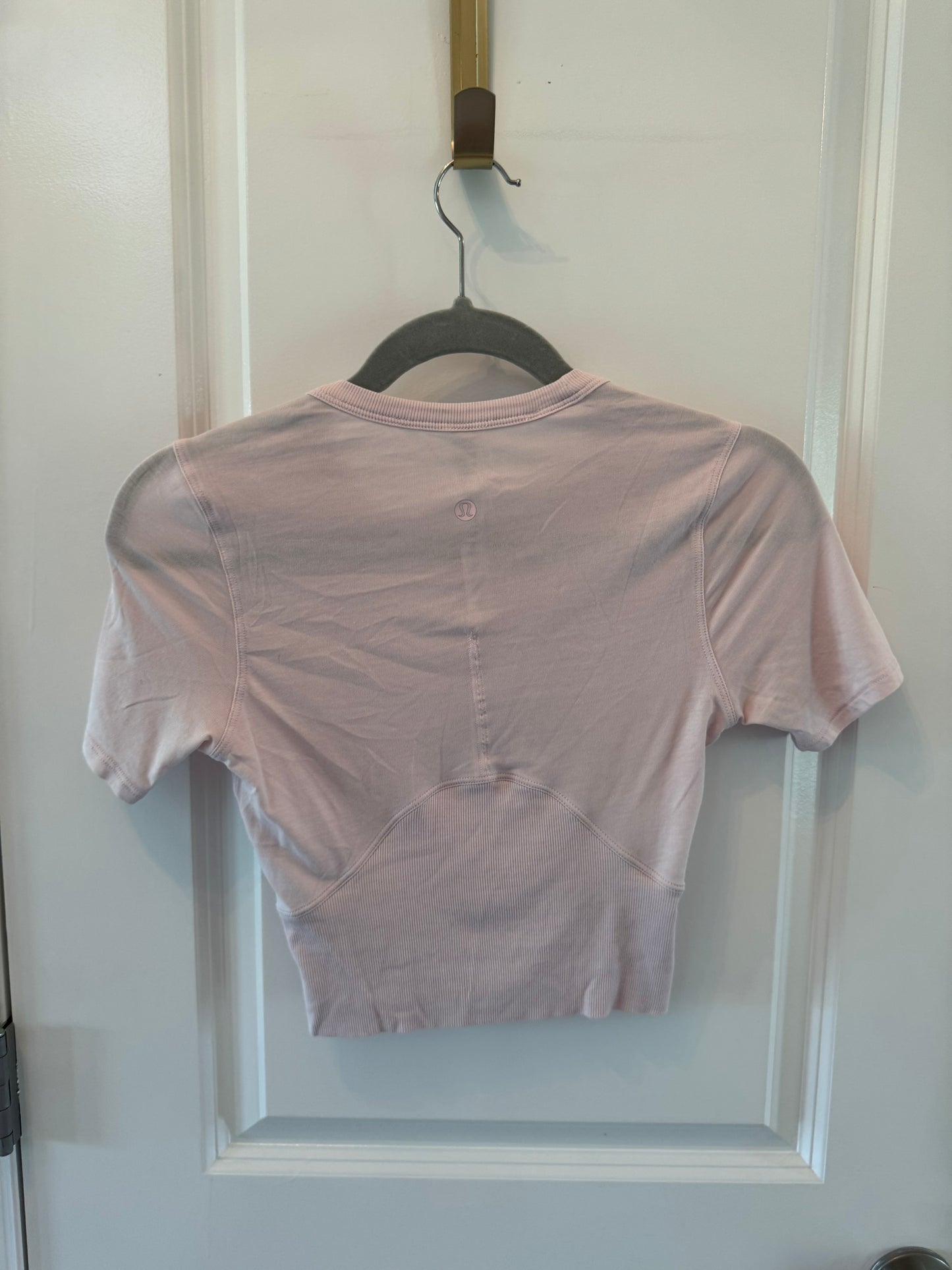 Lululemon Crop Twist Top Women’s Size 2 Light Pink