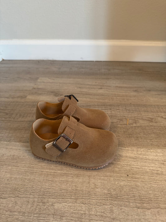 Toddler Brown Moccasins Size 8