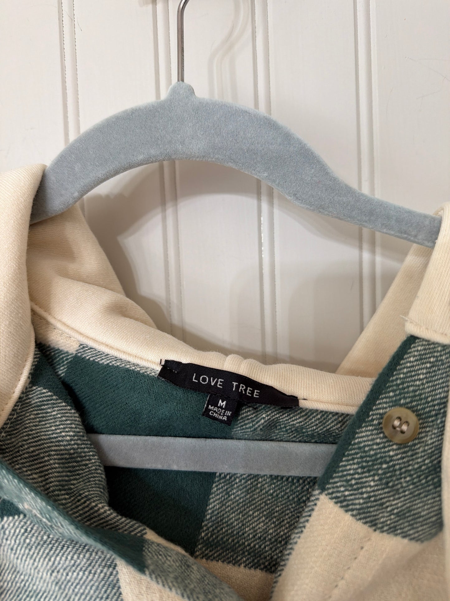 Love Tree Hooded Plaid Flannel Shirt Women’s Medium Green