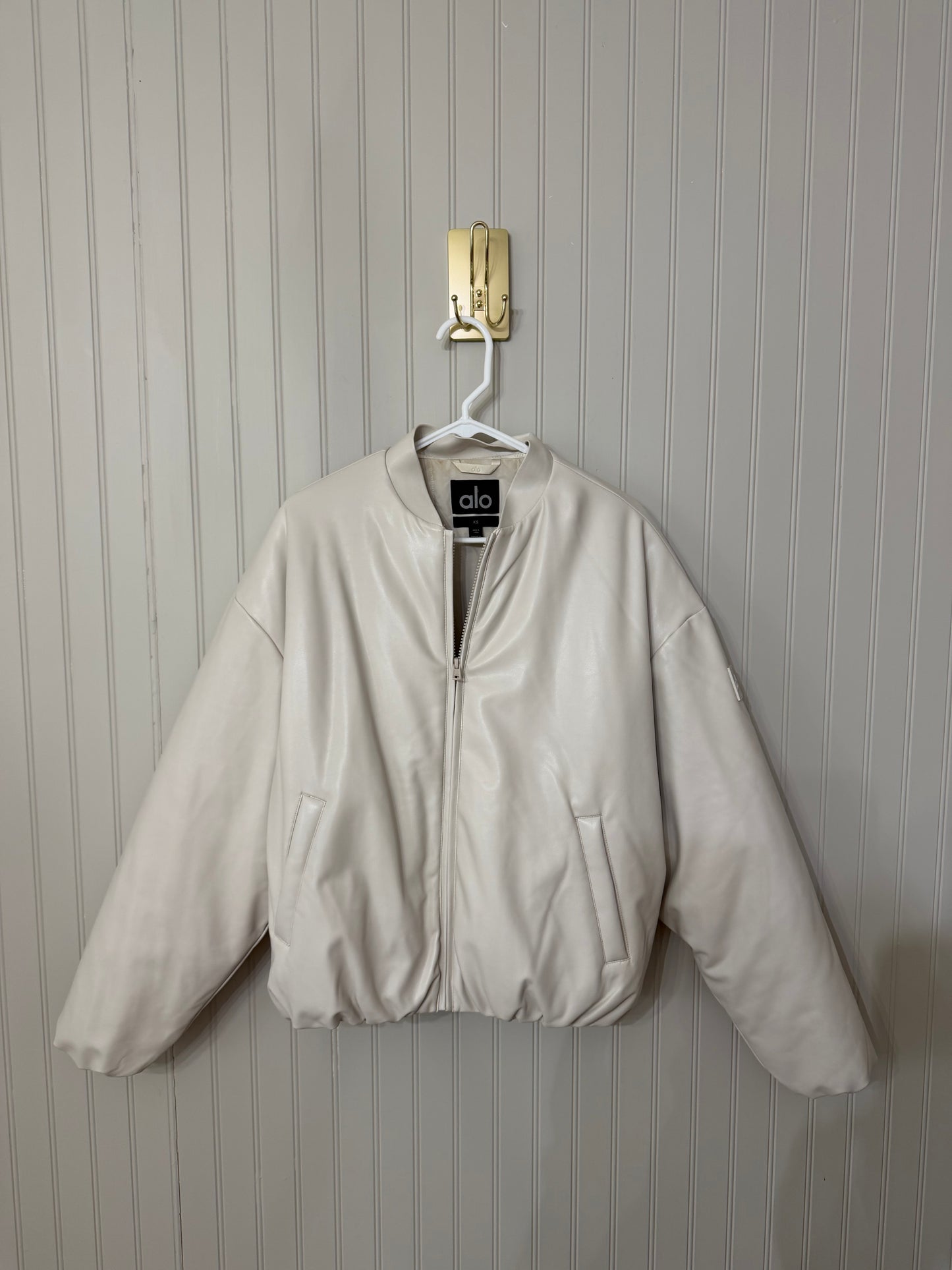 ALO Faux Leather Premier Bomber Women’s XS Bone