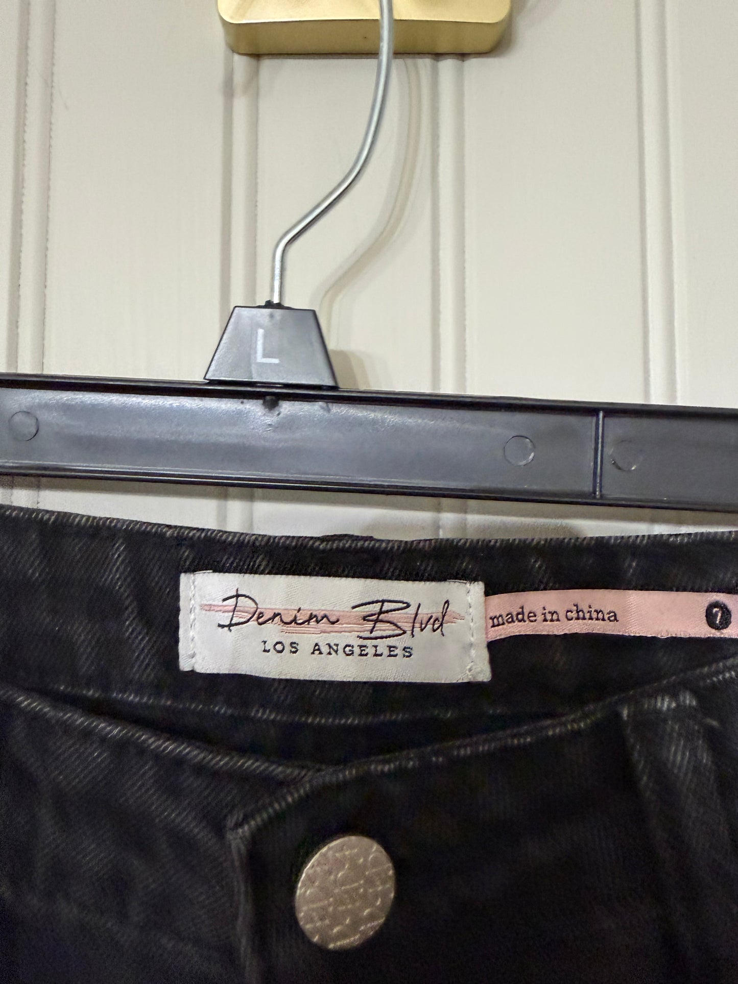 Denim Blvd Raw Hem Jeans Jr’s Size 7 Black
