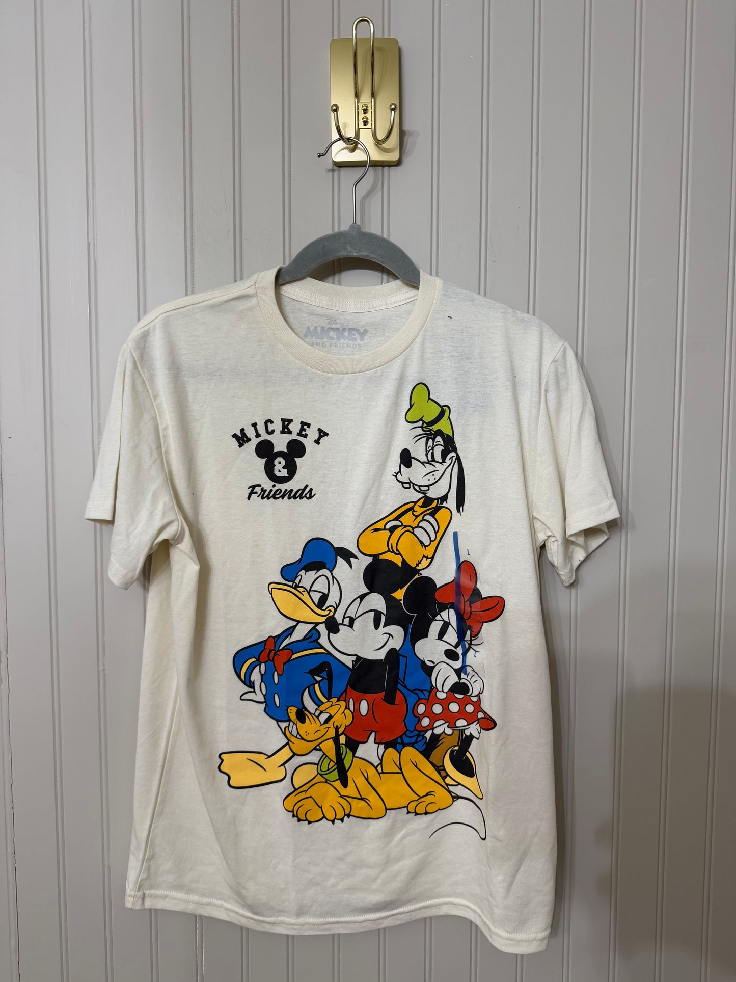 Women’s Disney Tee Size Large