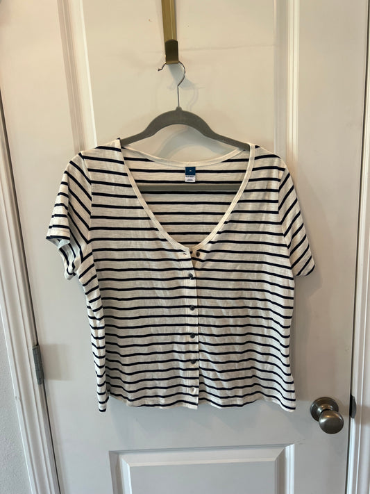 Old Navy Stripe Henley Women’s Size Medium