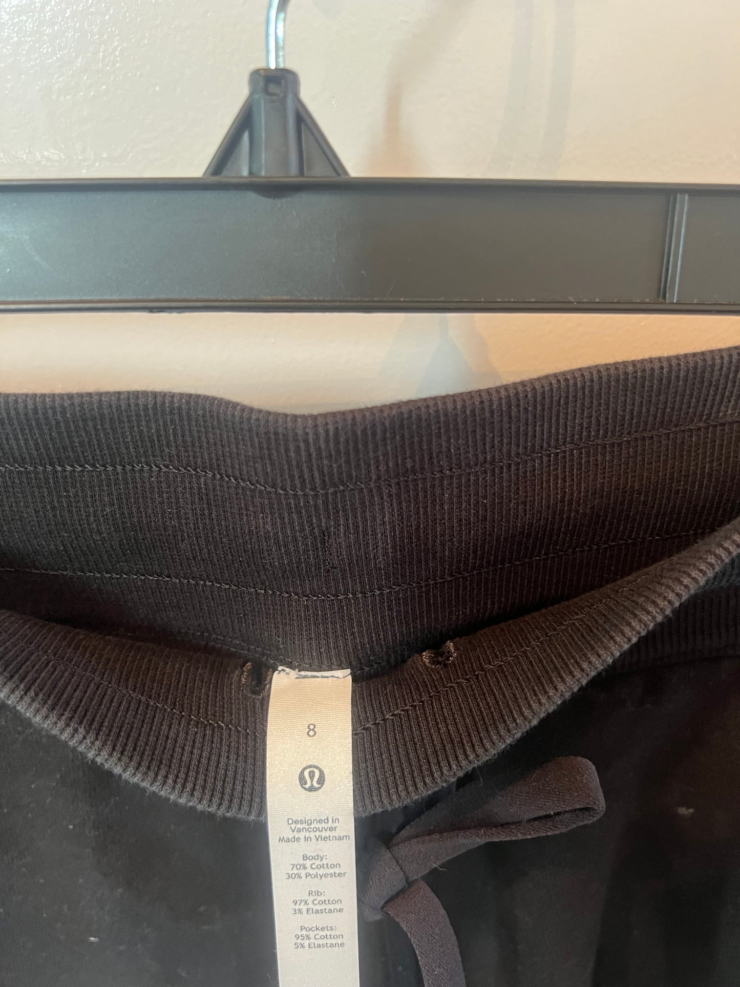 Lululemon Drawstring Joggers Women’s Size 8 (Medium) Black