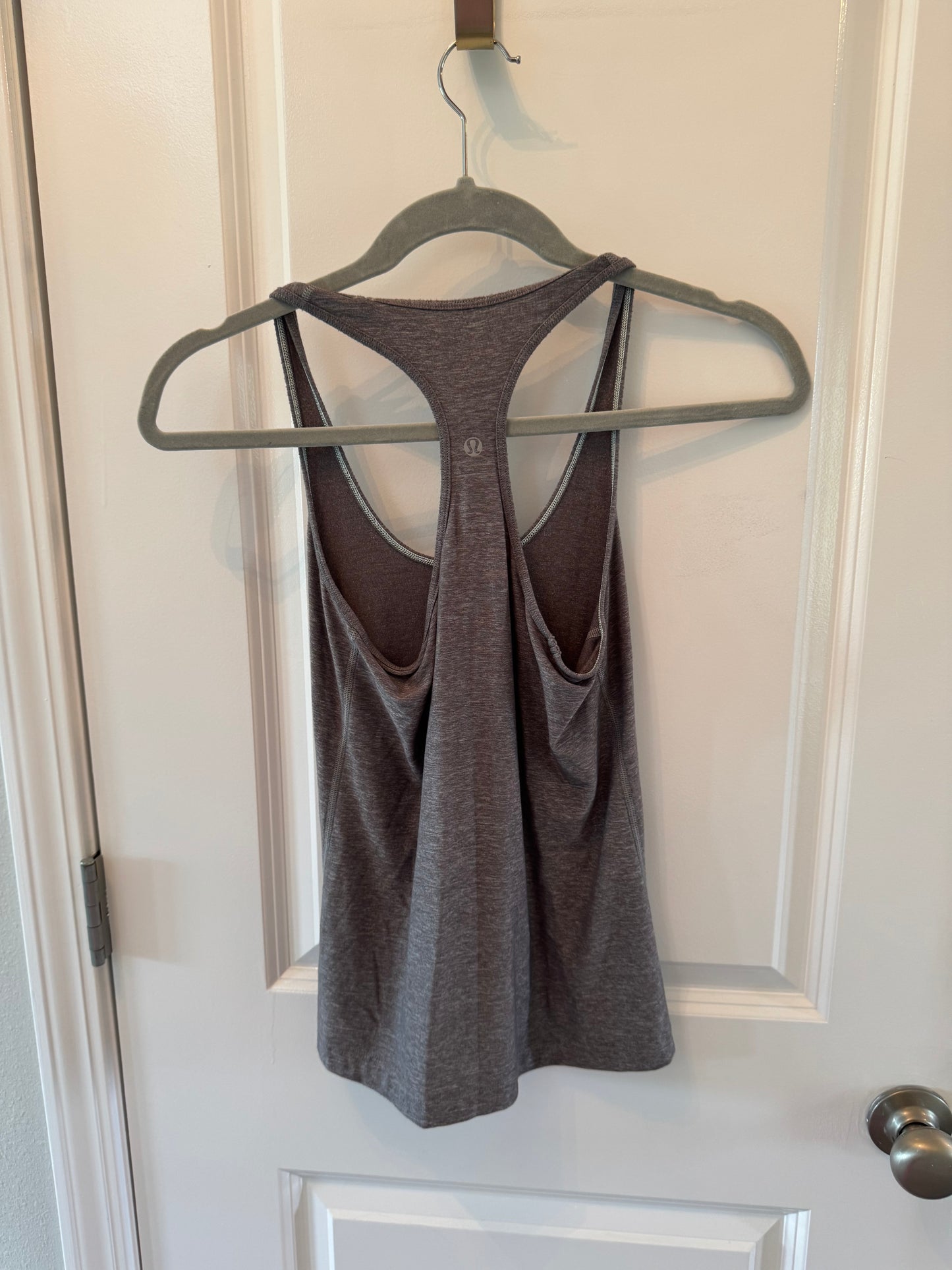 Lululemon Tank Women’s Size 4 Dark Gray