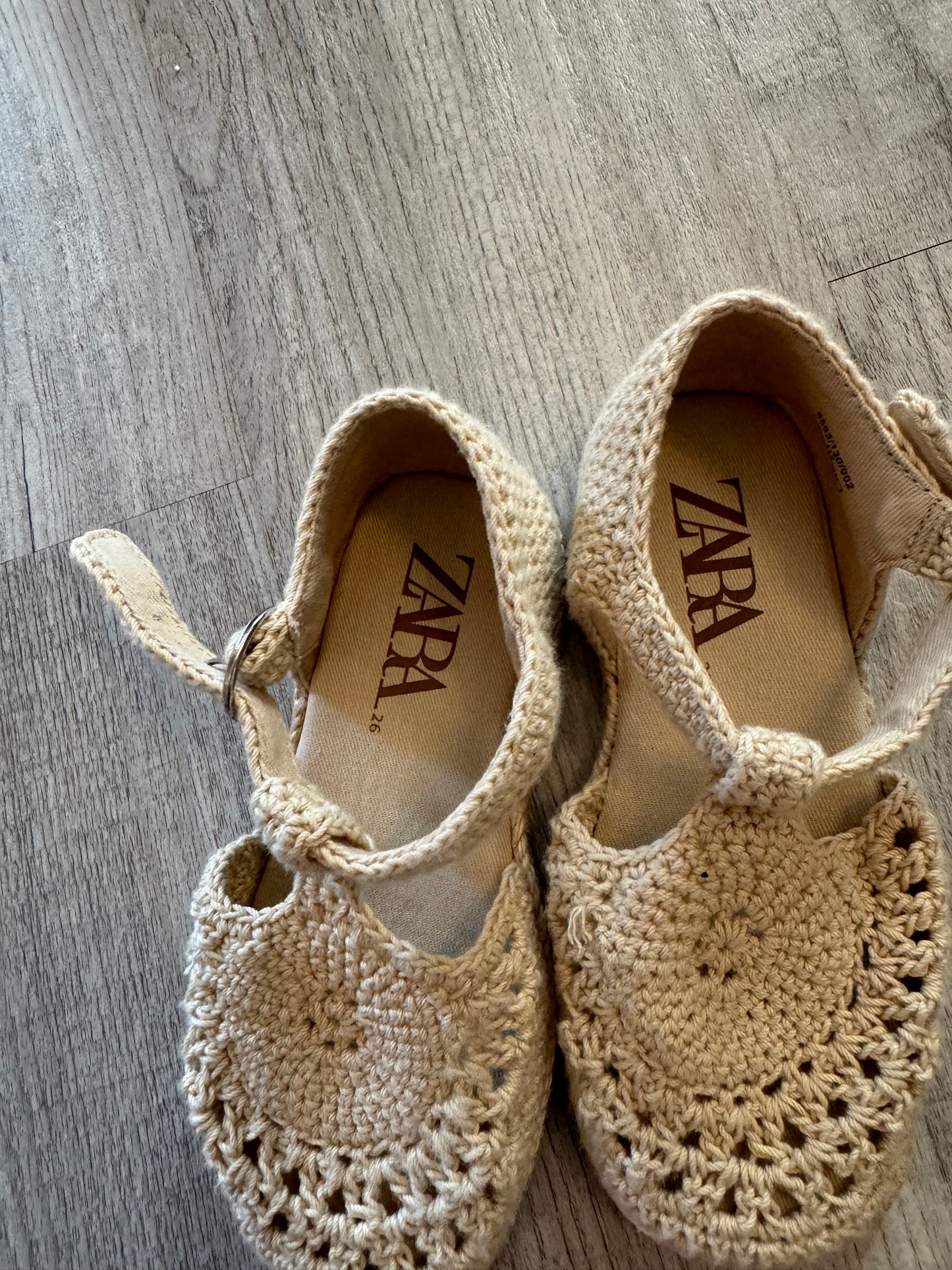 Zara Crochet Shoes Toddler Girl Size 26 (US Size 8) Taupe