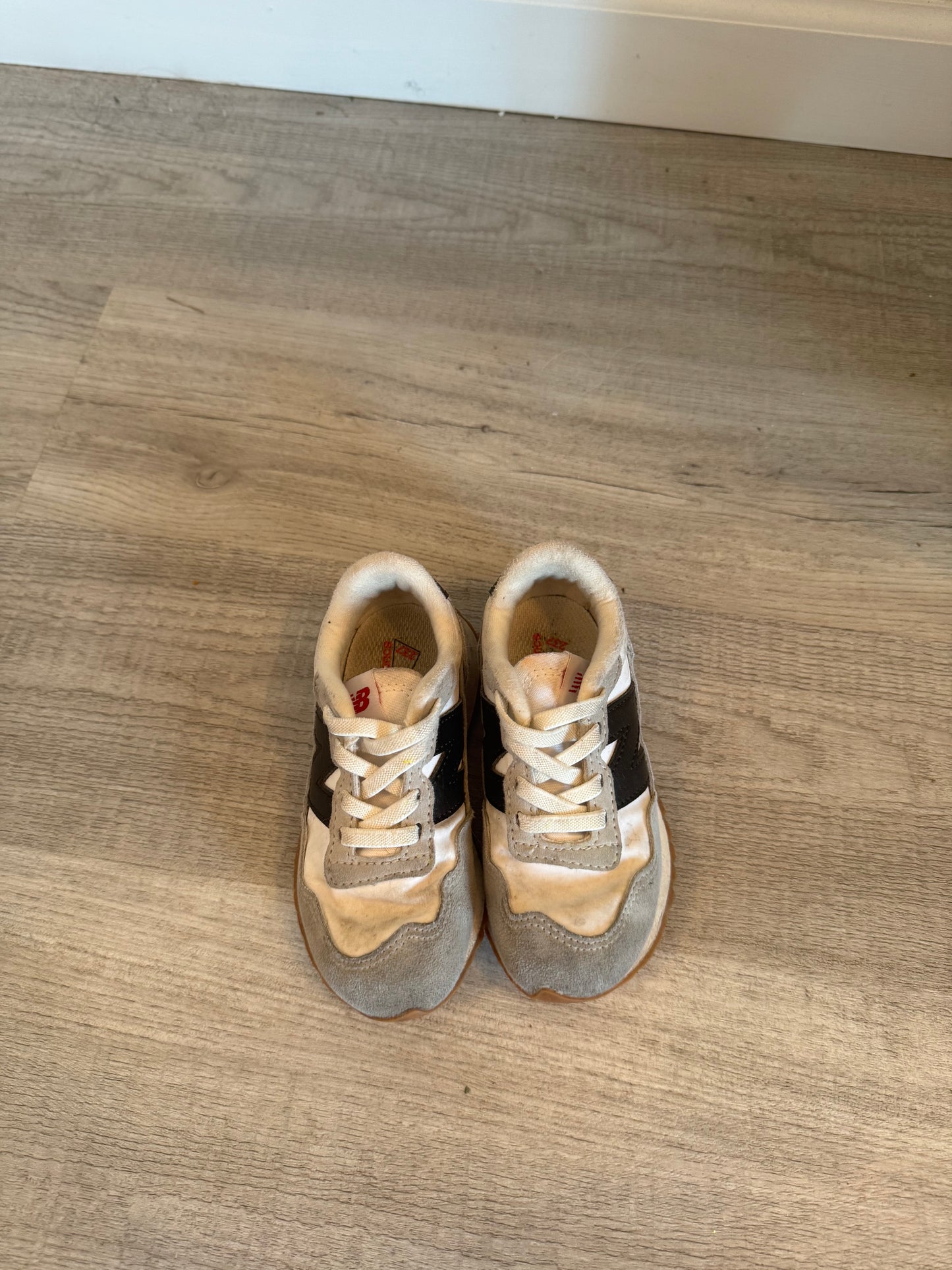 Toddler New Balance Shoes Size 9