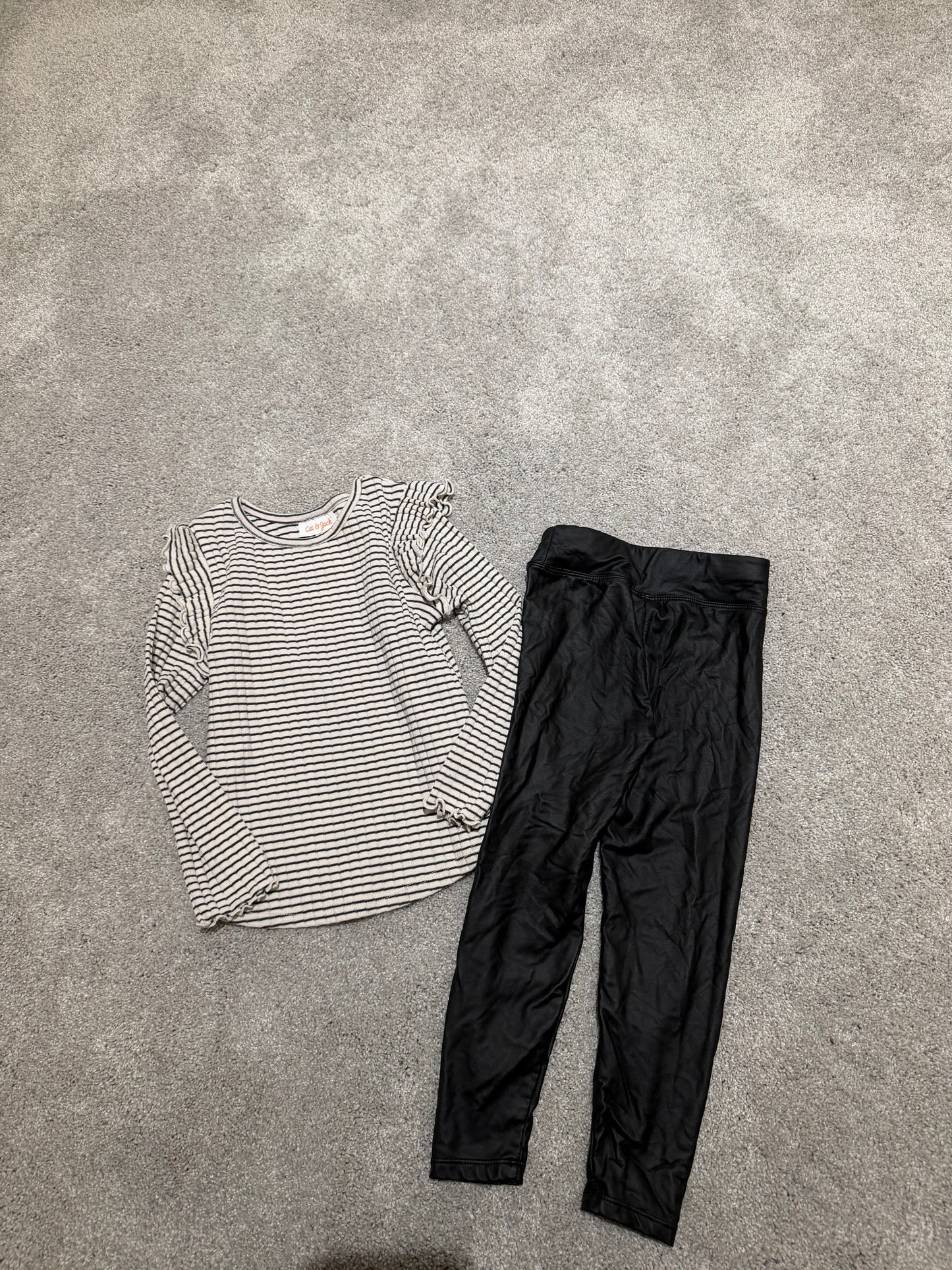 Top & Pants Outfit Toddler Size 4T