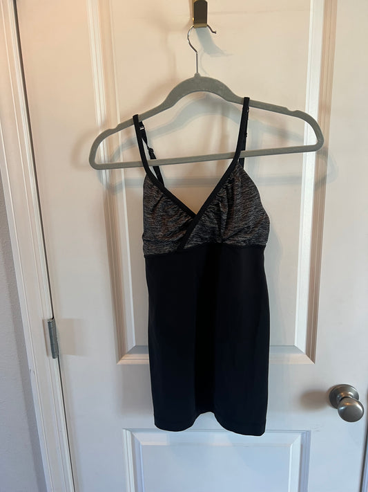 Lululemon Active Tank Women’s Size 6 (Small) Black