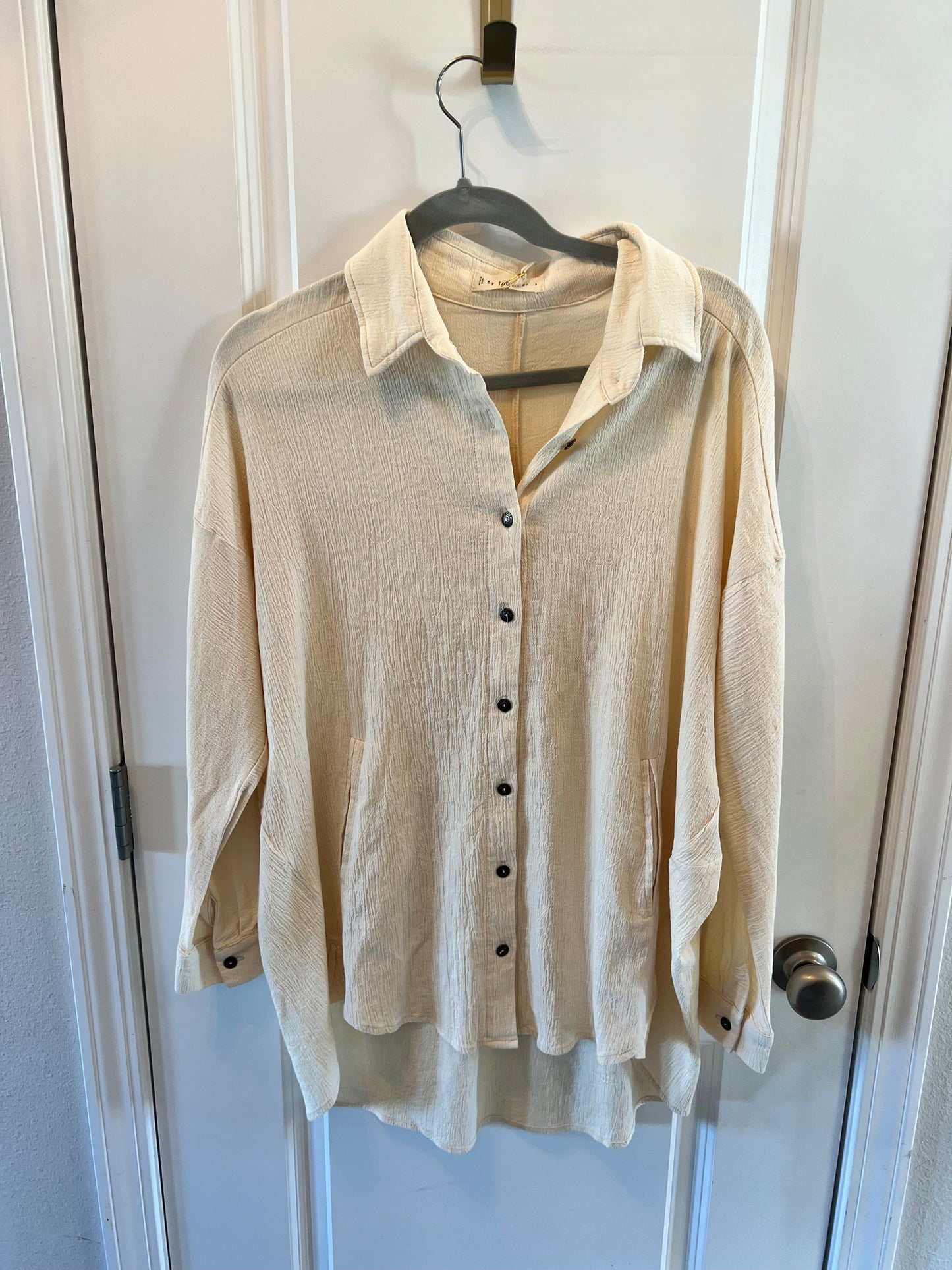 By Together Fresco Button Down Long Sleeve Top Women’s Size Small Cream