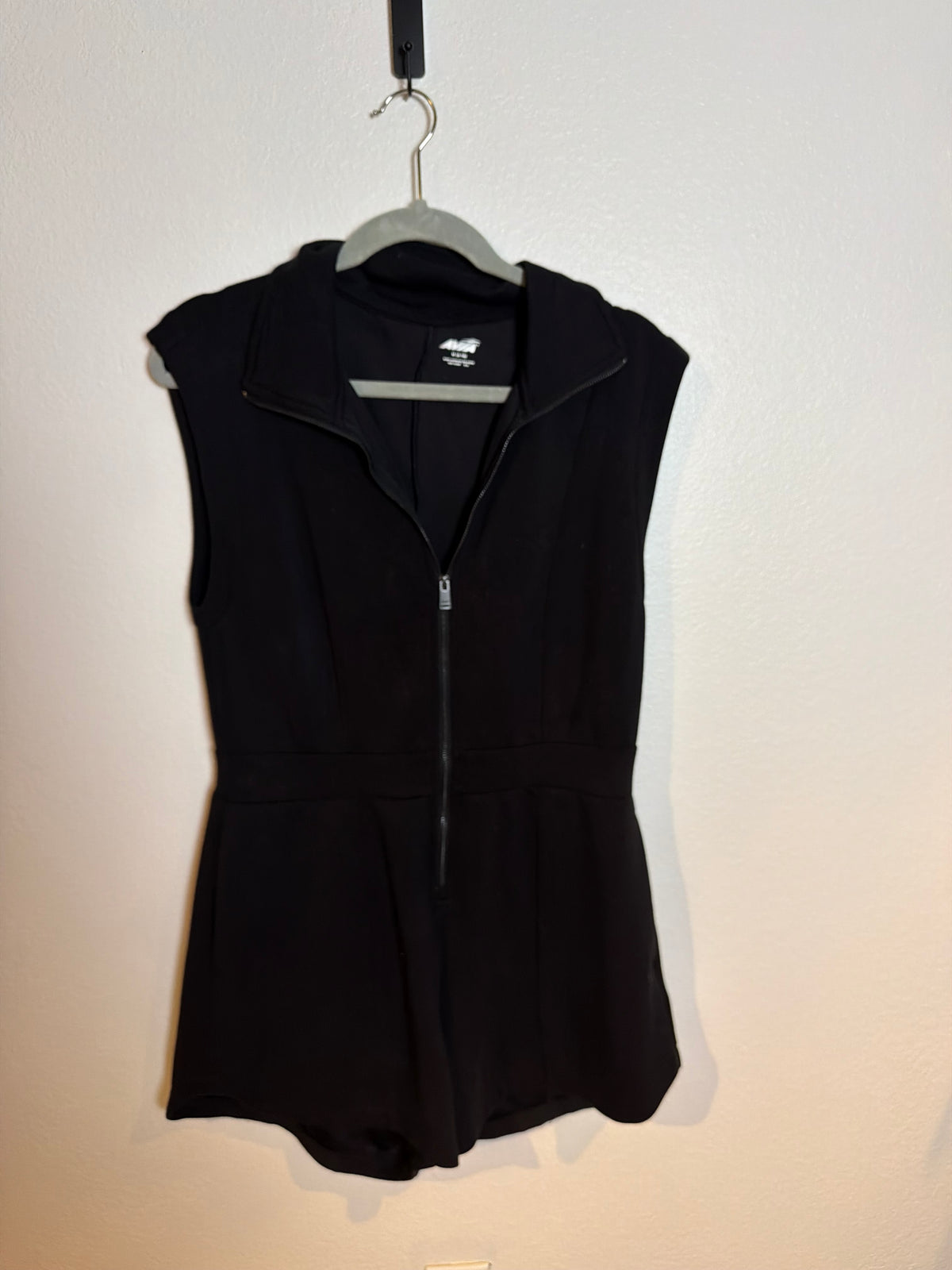 Avia Black Romper Size Medium