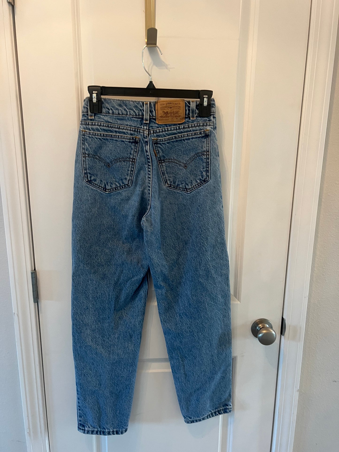 Levi’s Jeans Girl’s Size 14 Reg (Women’s Size 25)