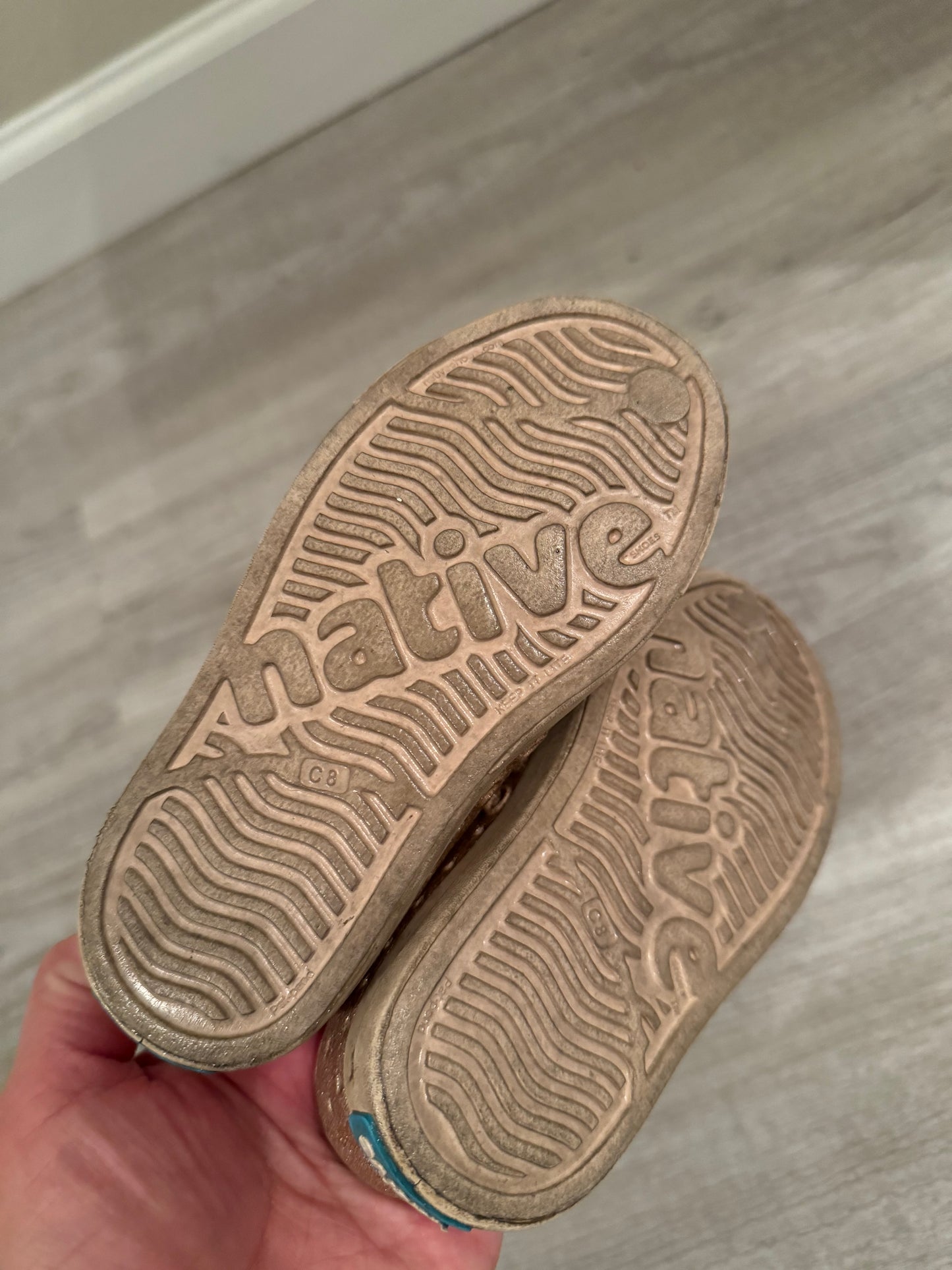 Native Jefferson Slip Ons Toddler Size 8 Metallic Gold
