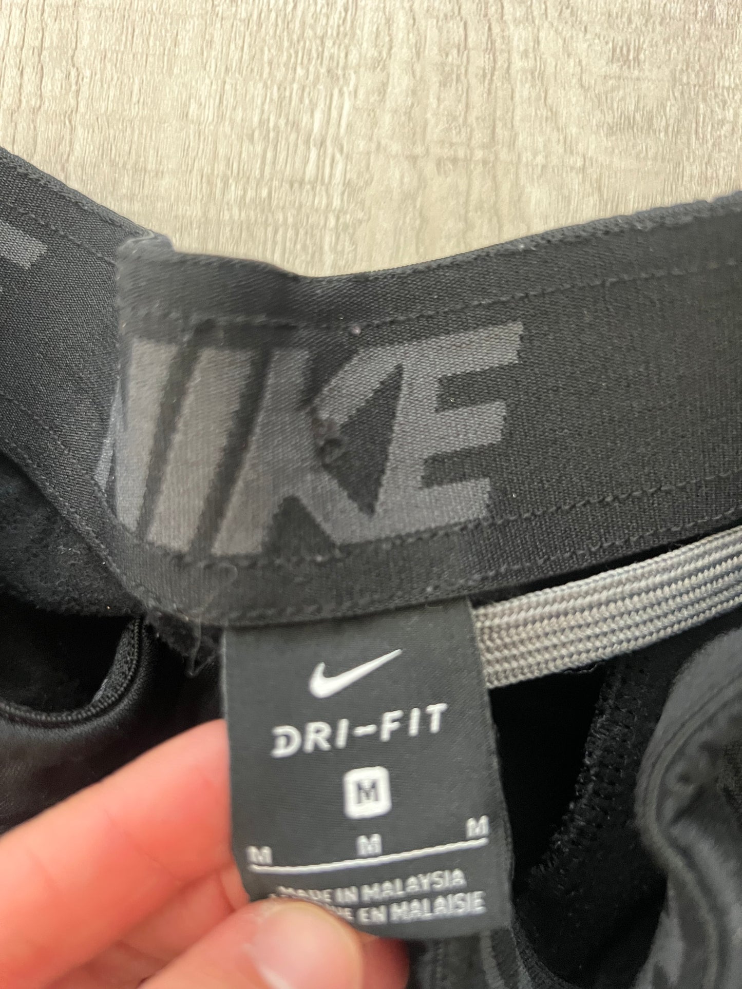 Nike Drawstring Active Pants Youth Boy’s Size Medium Black