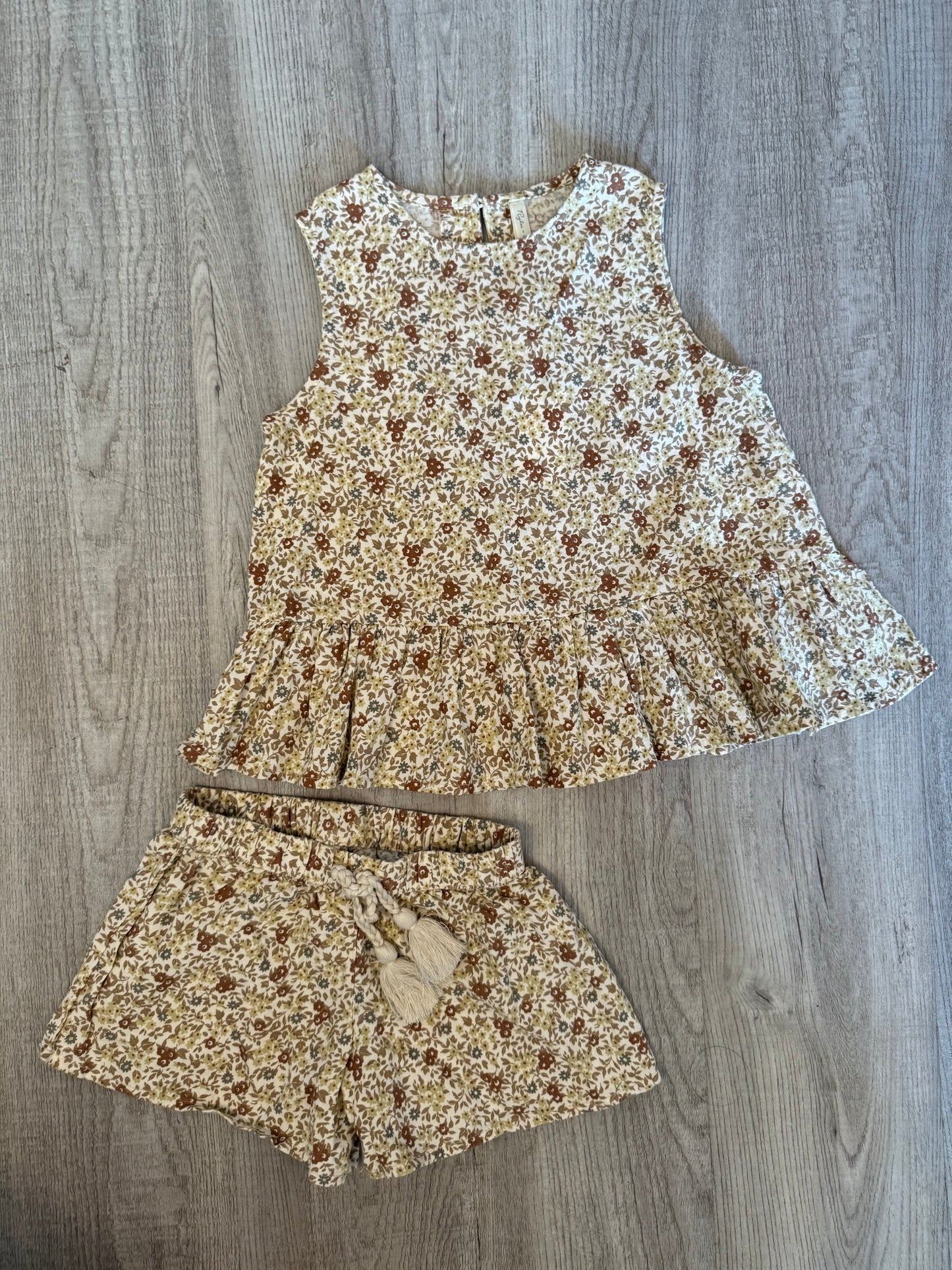 Rylee + Cru Remi Ditzy Floral Toddler Girl Matching Set Top Size 4/5 Years Shorts Size 2/3 Years NWT