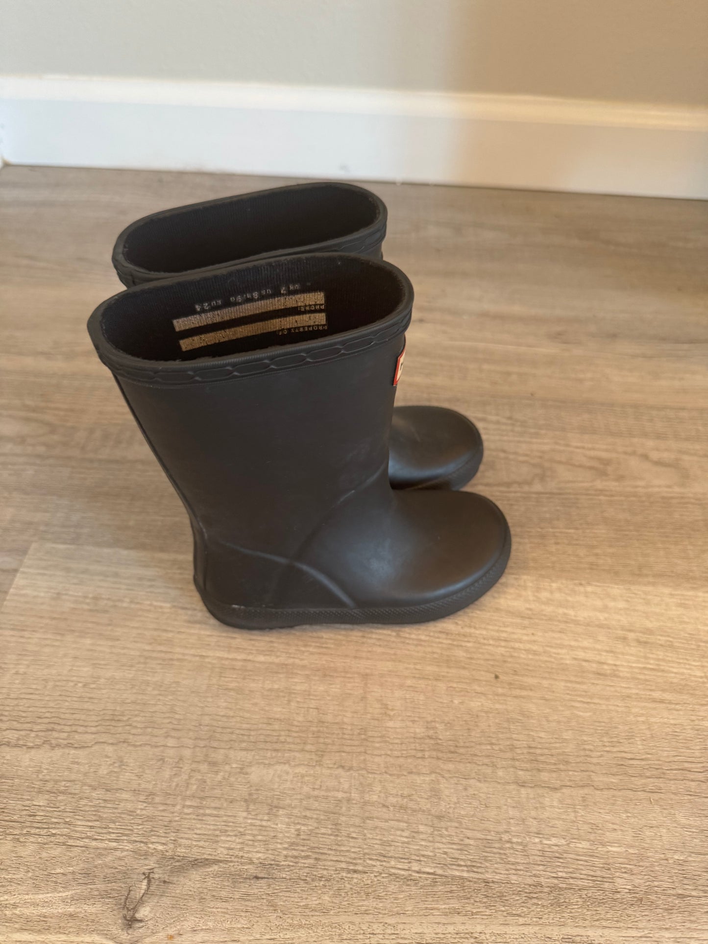 Toddler Hunter Black Boots Size 8