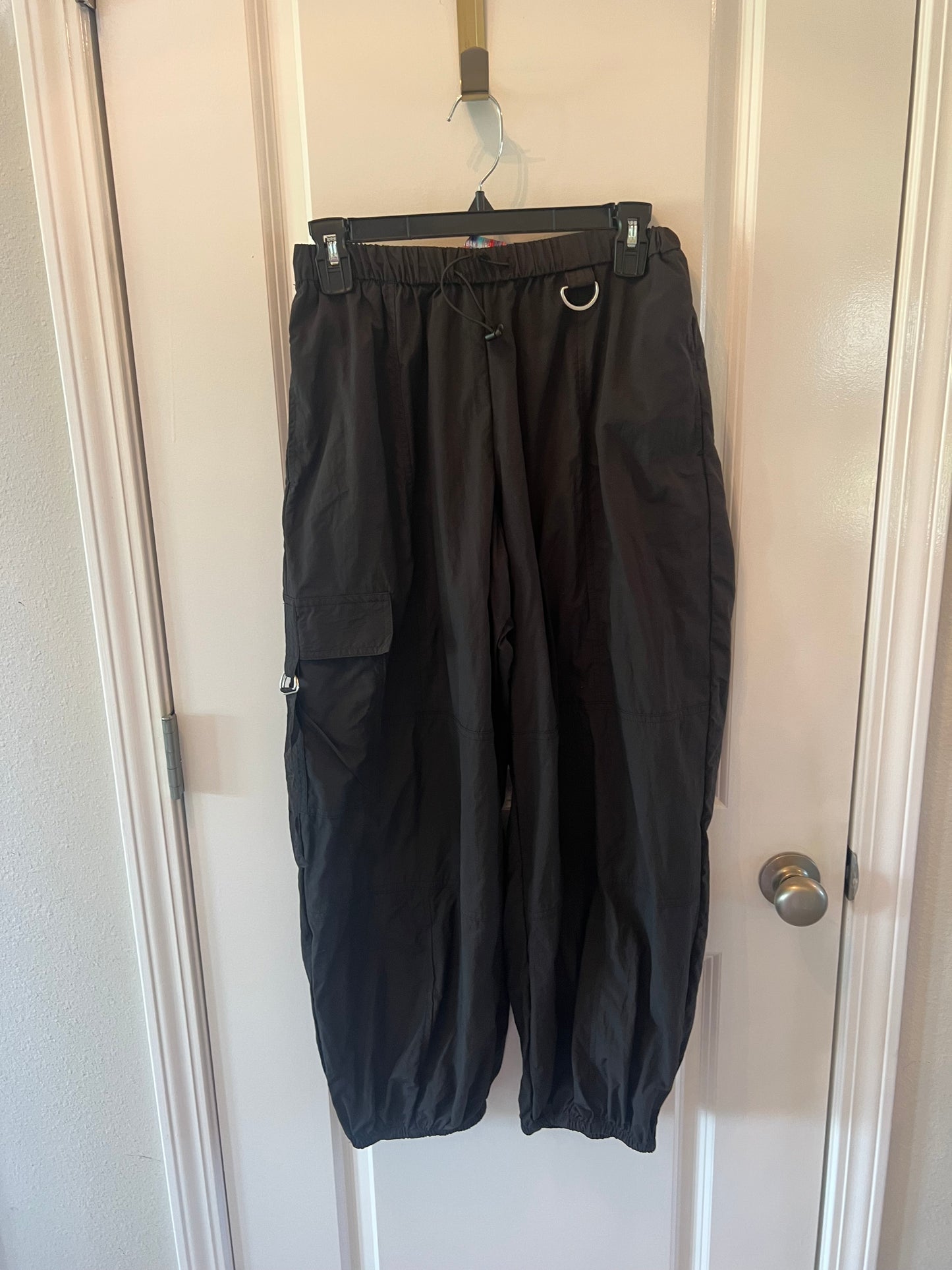 Urban Outfitters Jana Cargo Pants Women’s Size XS Black