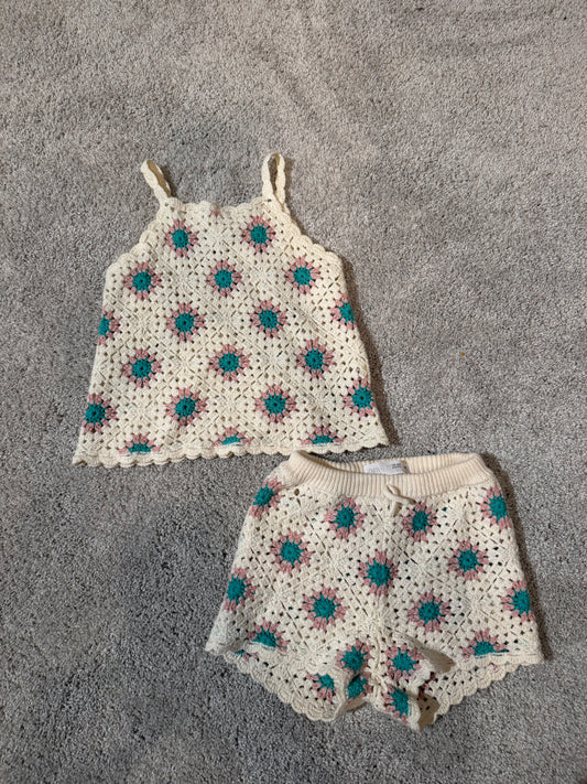 Zara Outfit Size 2/3 (runs big)