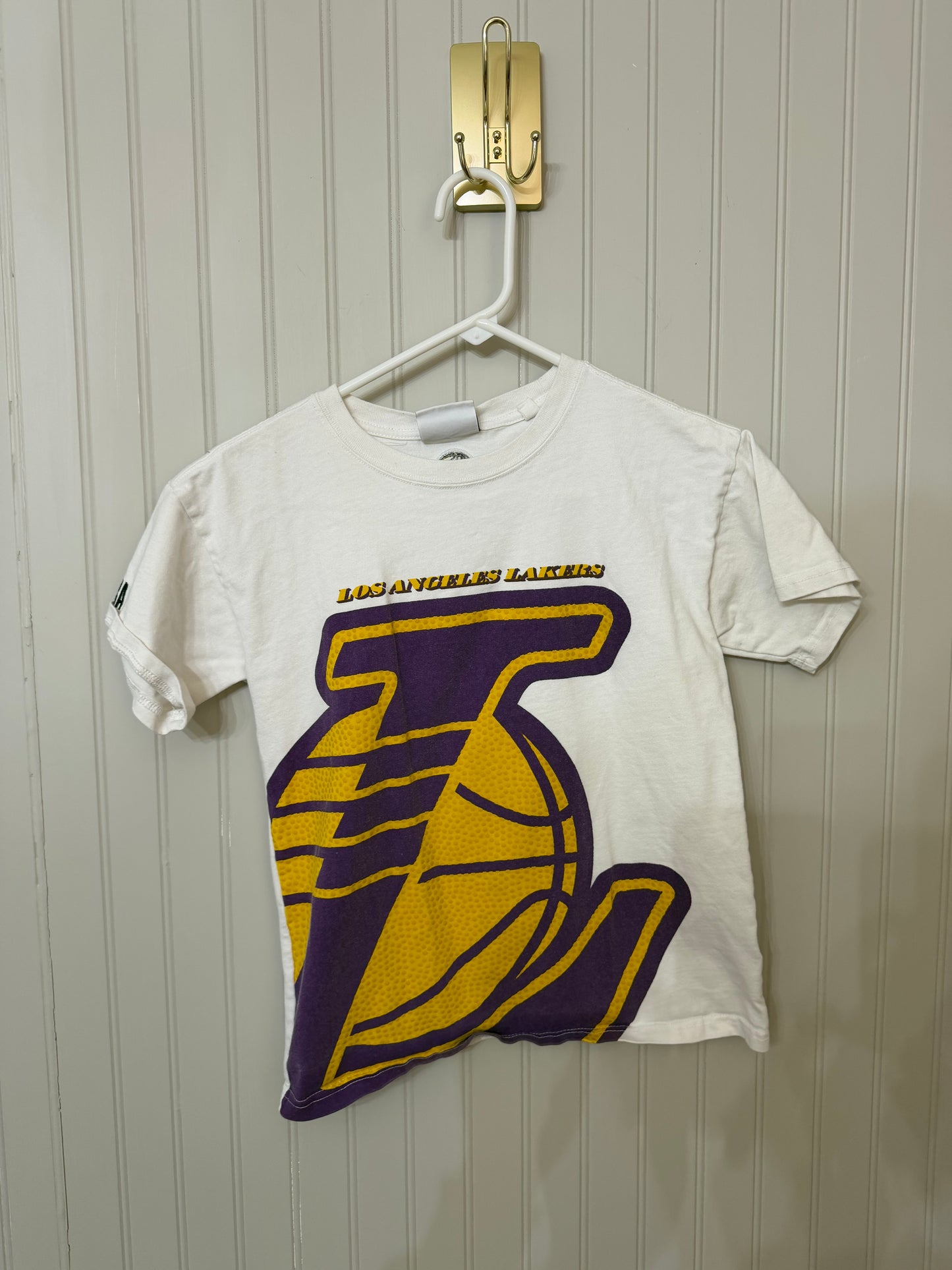 NBA LA Lakers Tee Youth Size 9-10 Years
