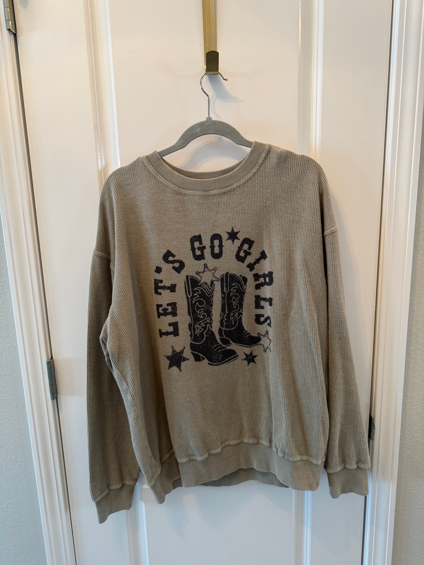 The Post Let’s Go Girls Graphic Long Sleeve Top Women’s Size Large Sage Green