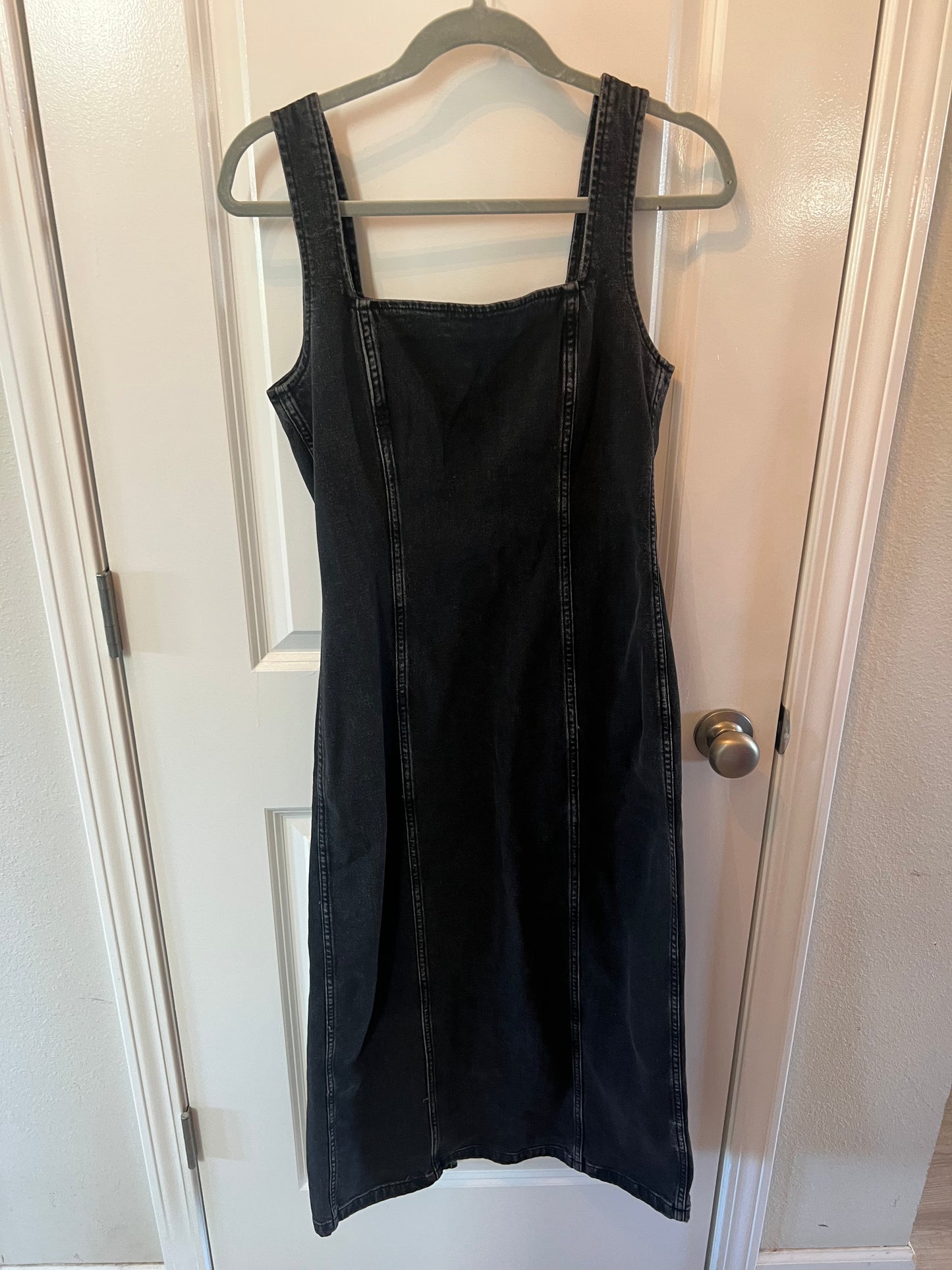 Abercrombie & Fitch Denim Dress Women’s Size Medium Black