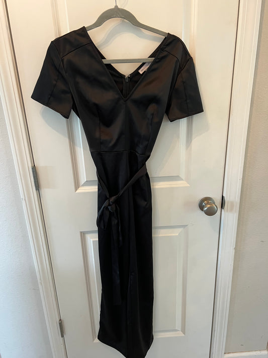 VNeck Belted Jumpsuit Women’s Size 4 Black