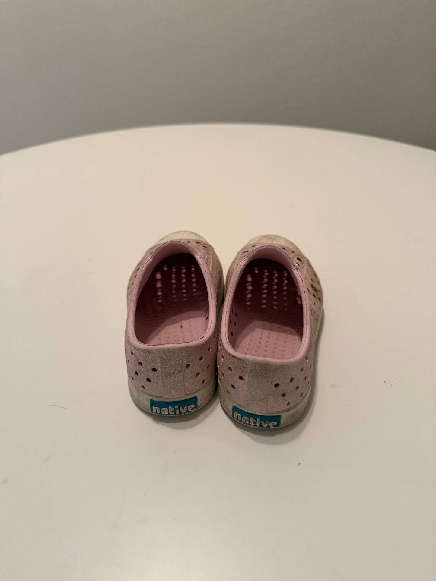 Native Jefferson Slip Ons Toddler Size 9