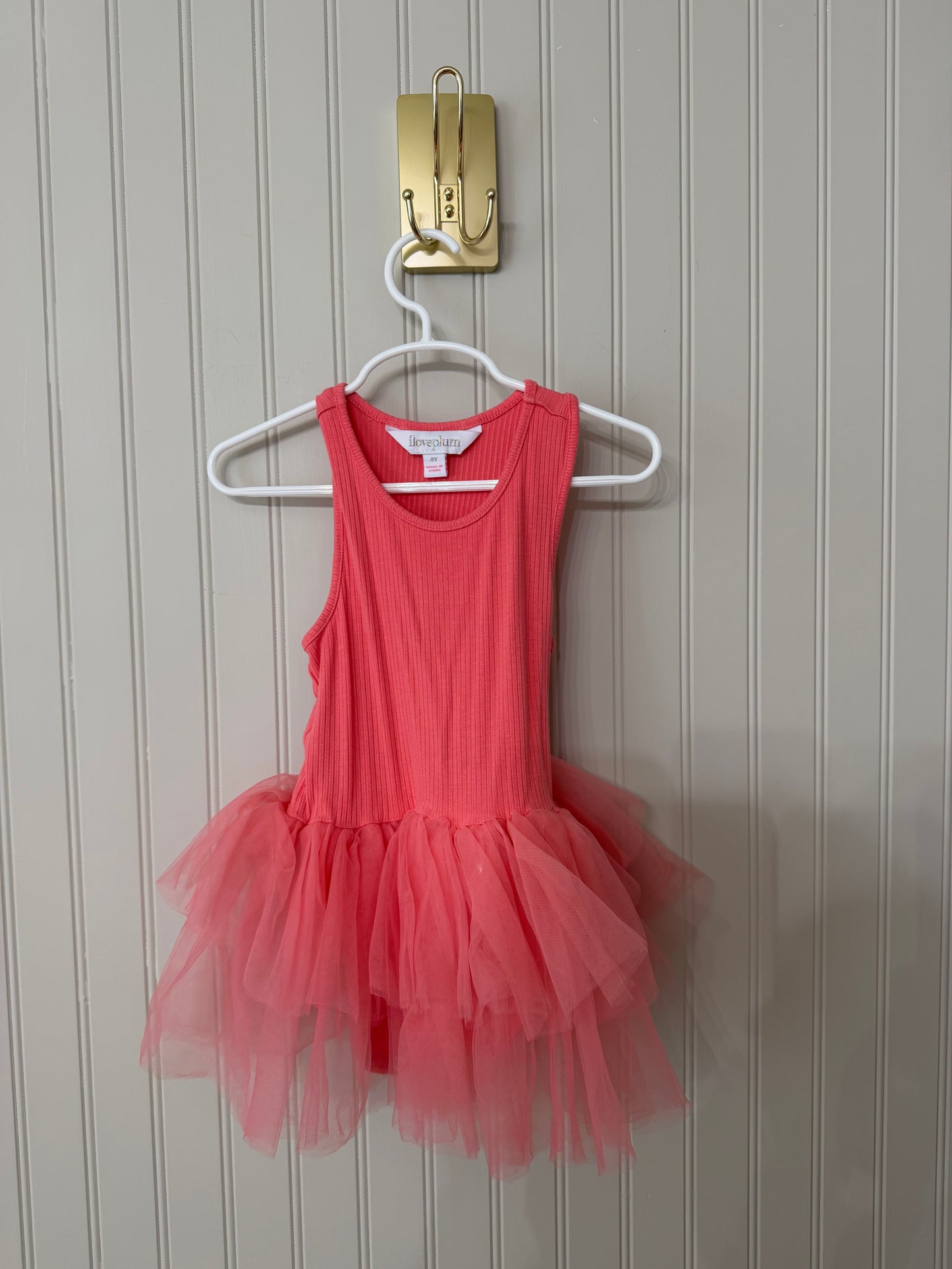 I love plum tutu size 4years
