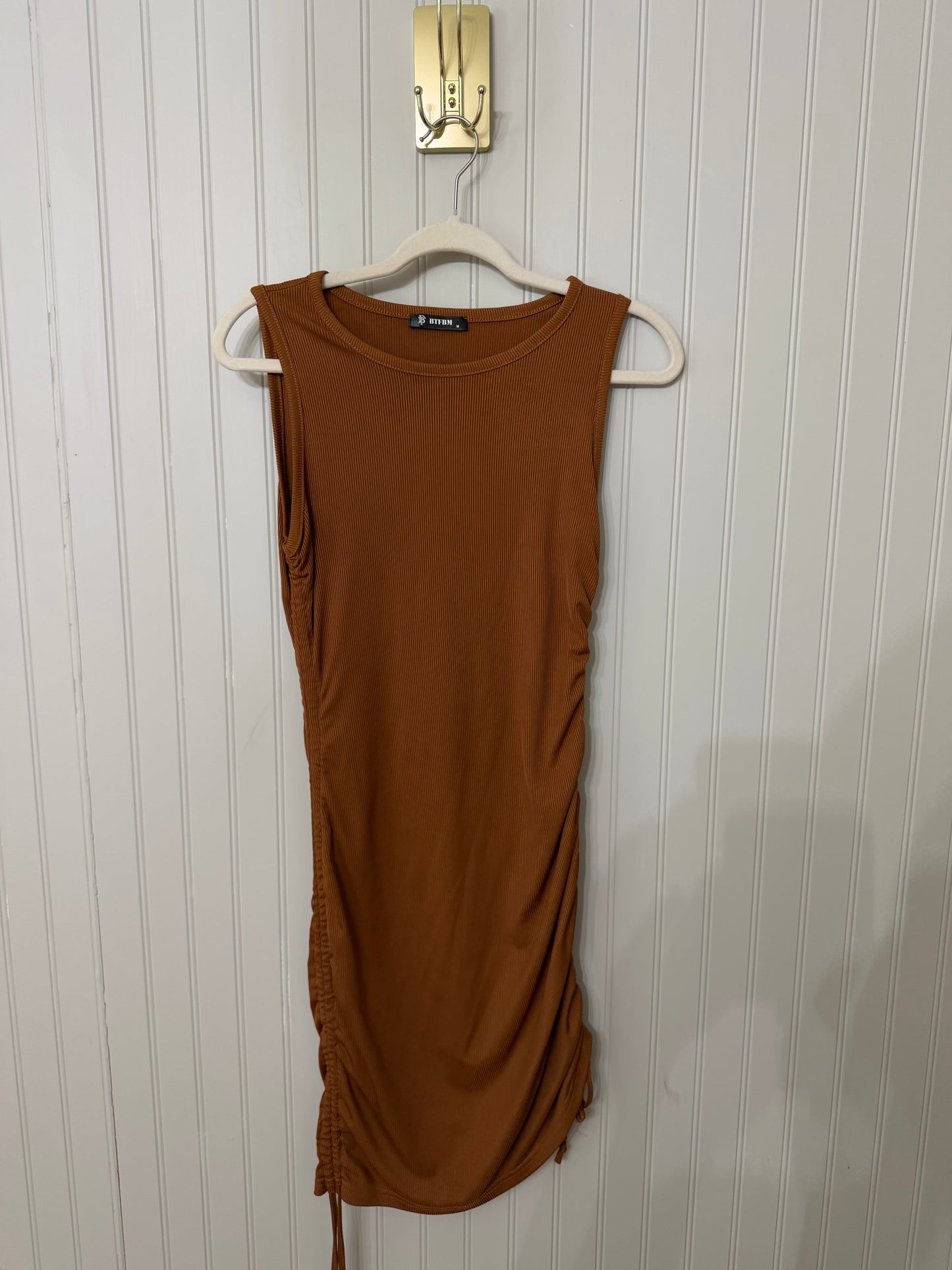 Sleeveless Cinched Dress Women’s Medium Brown