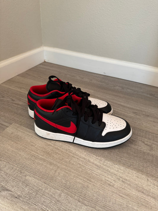 Nike Air Jordan 1 Low Shoes Black Fire Red White Size 6.5