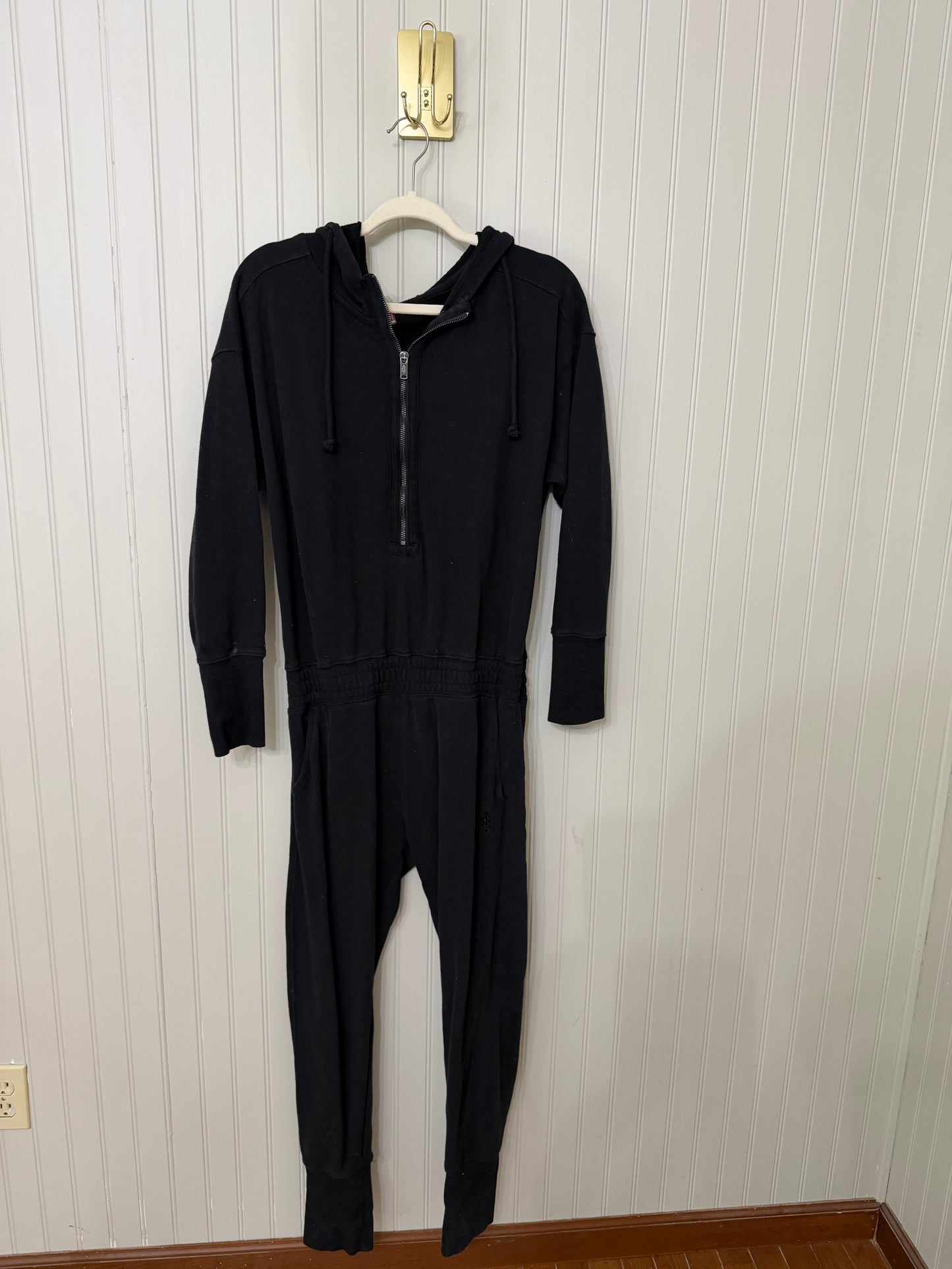 FREE PEOPLE TRAINING DAY JUMPSUIT Size Medium