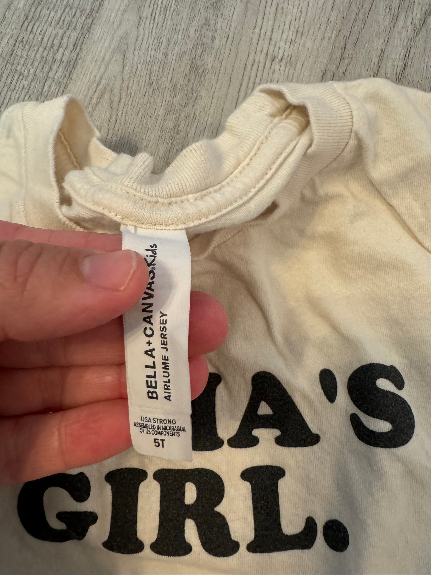 Mamas Girl Tee Size 5T (small stain as shown)