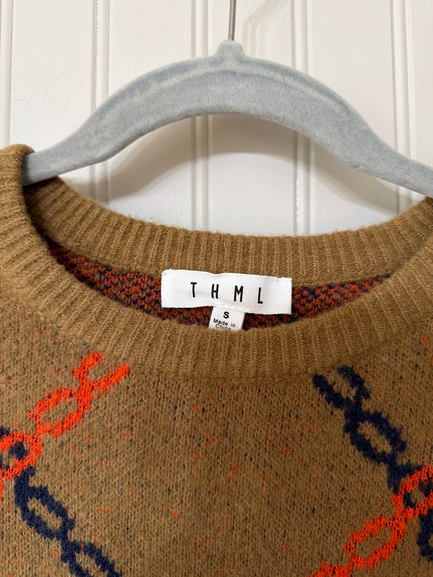 THML Women’s Sweater Size Medium