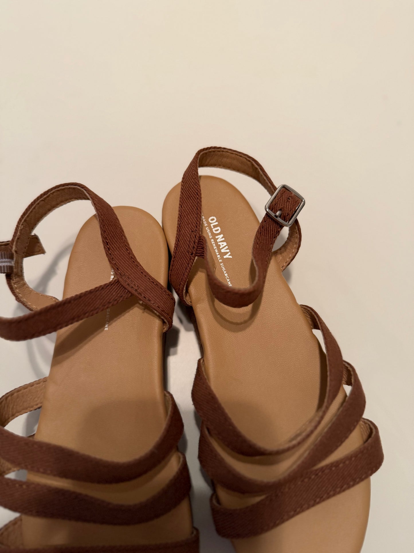 Old Navy Sandals Size 3 Years