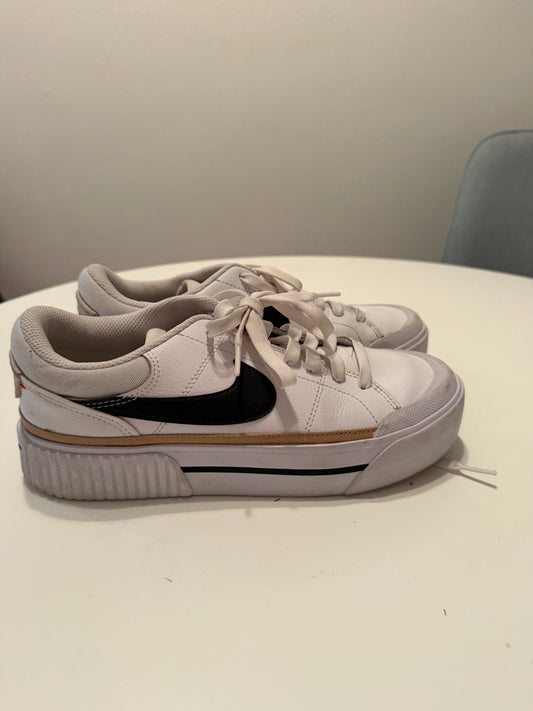 Nike Court Legacy Lift Platform Shoes Women’s size 8