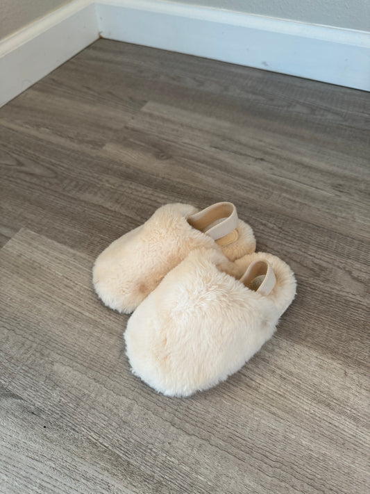 Cat & Jack Slippers Toddler Size 7/8