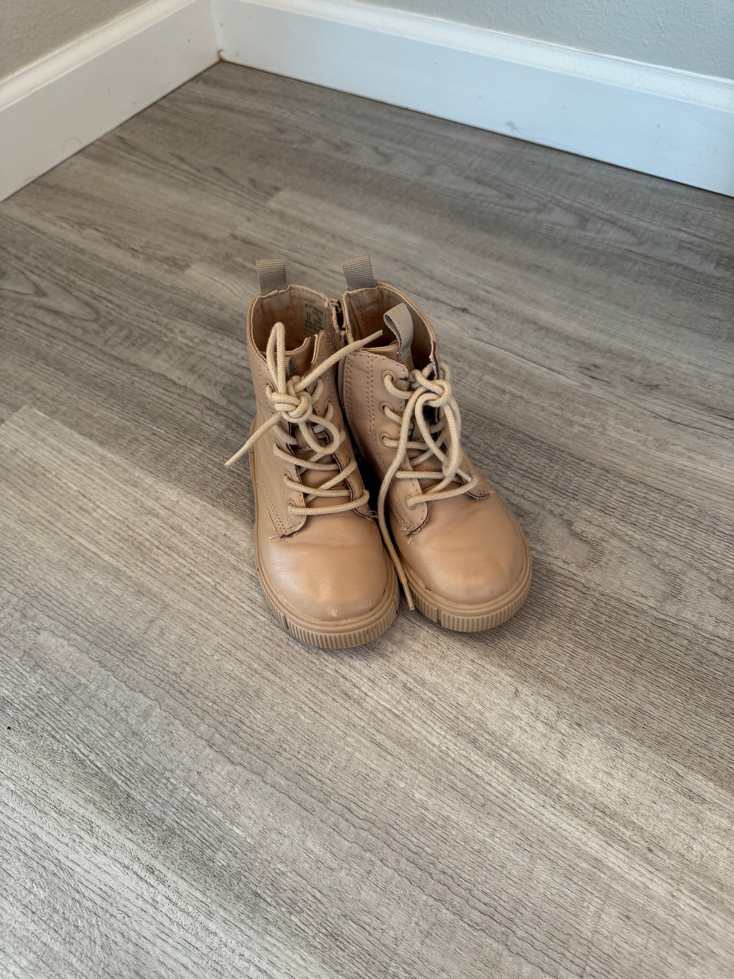 Zara Toddler Boots Size 8