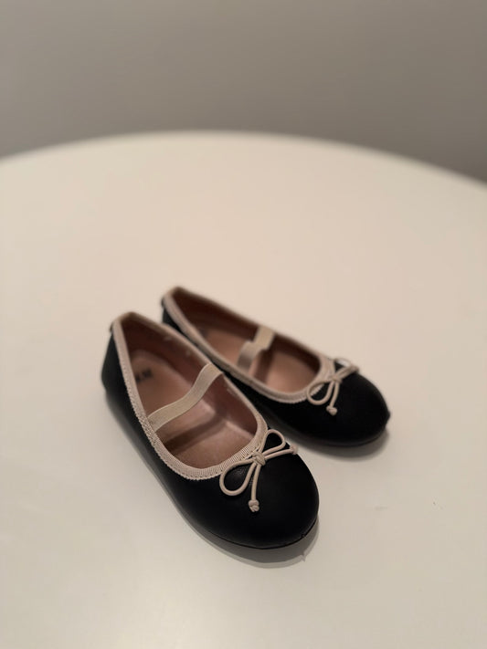 H&M Mary Jane’s Toddler Size 7