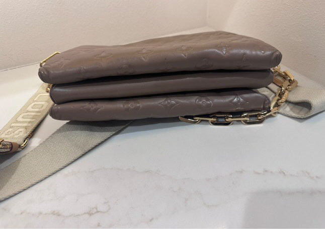 Louis Vuitton Coussin PM- Taupe