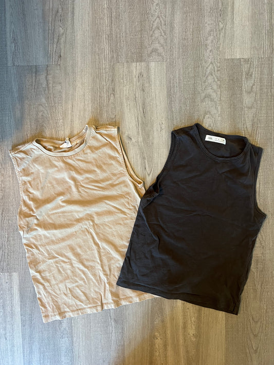 Bundle of 2 Basic Tanks Youth Boy’s Size Youth 8-9 Years