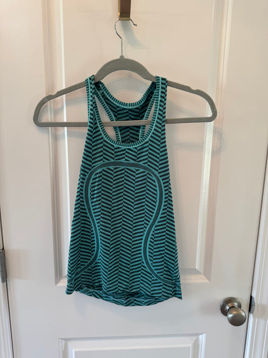 Lululemon Chevron Racerback Tank Women’s Size 4 Teal