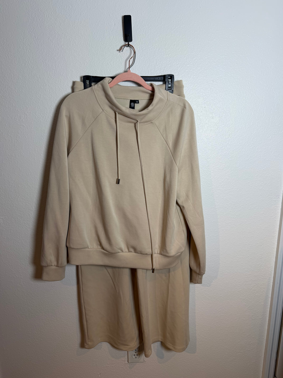 Women’s Matching Tan Set Size Medium