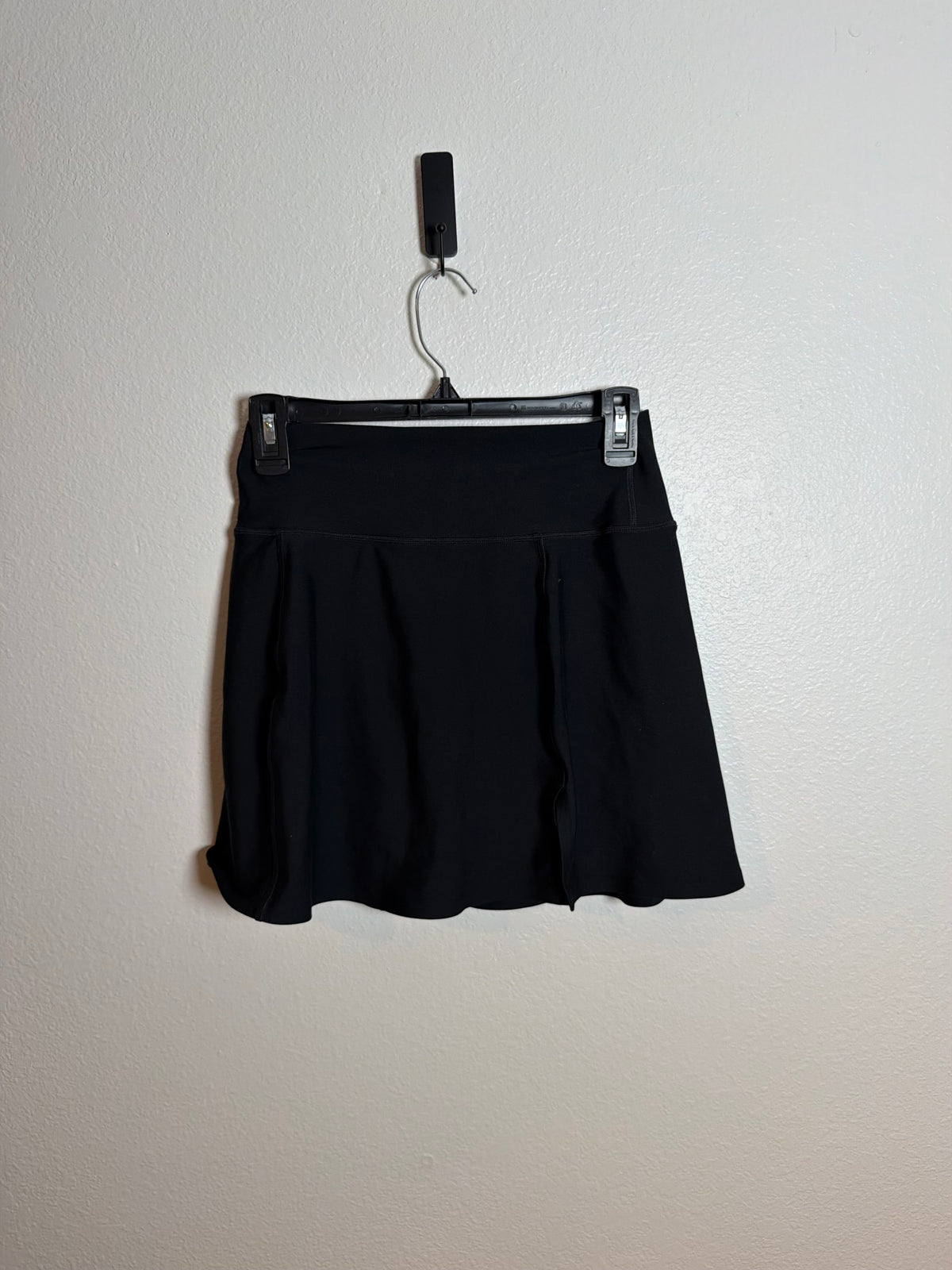 Abercrombie YPB Black Skirt Size Medium